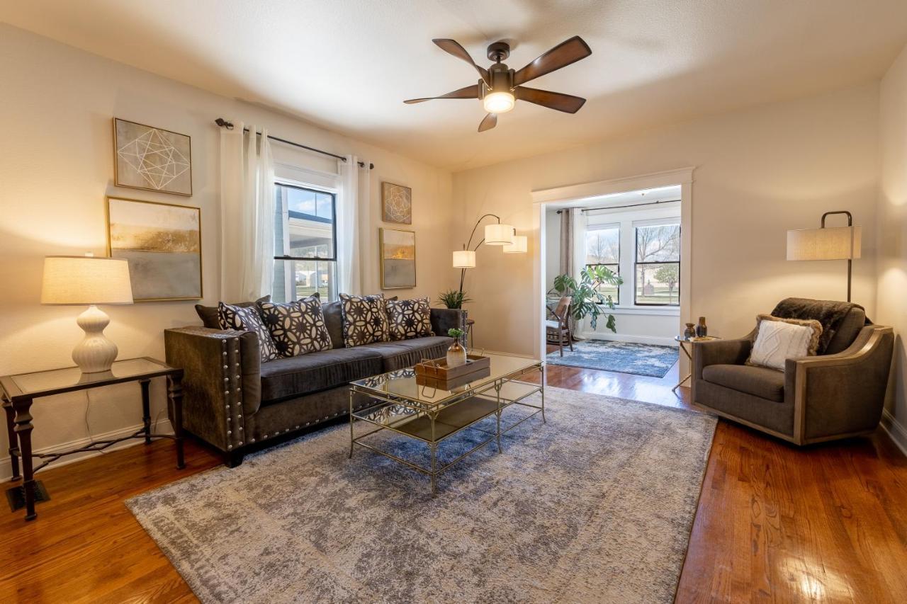 Luxury W/ Private Patio Mins Away From Dt Rc Rapid City