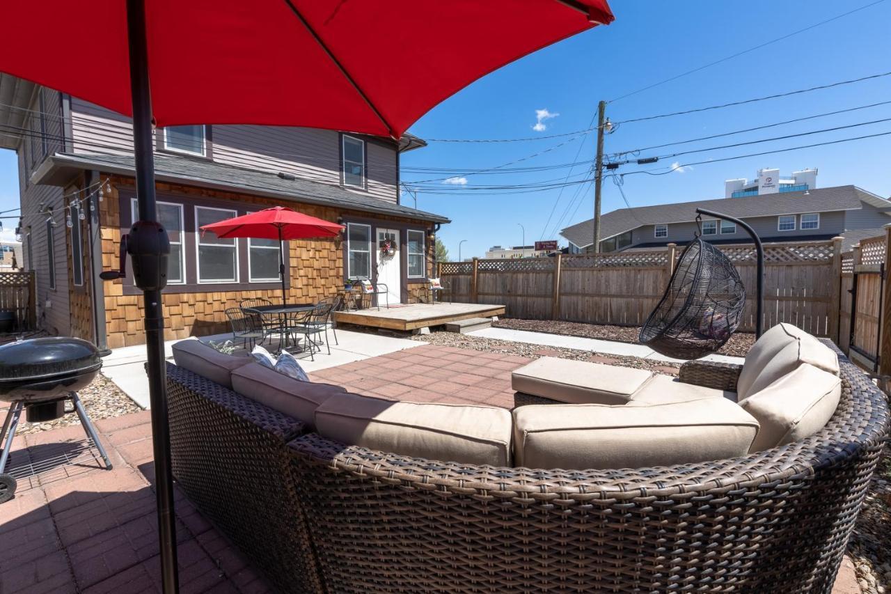 Luxury W/ Private Patio Mins Away From Dt Rc Holiday home