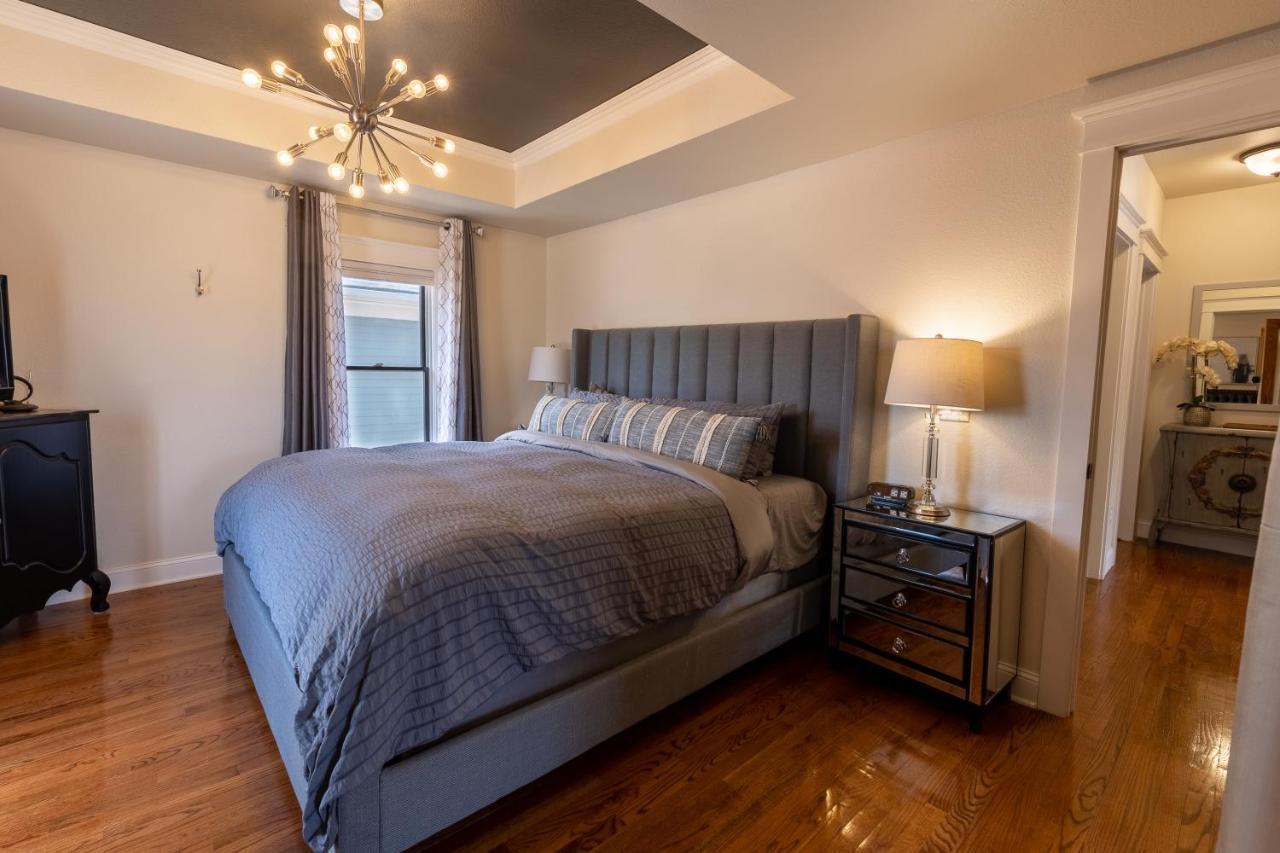 Luxury W/ Private Patio Mins Away From Dt Rc Holiday home Rapid City
