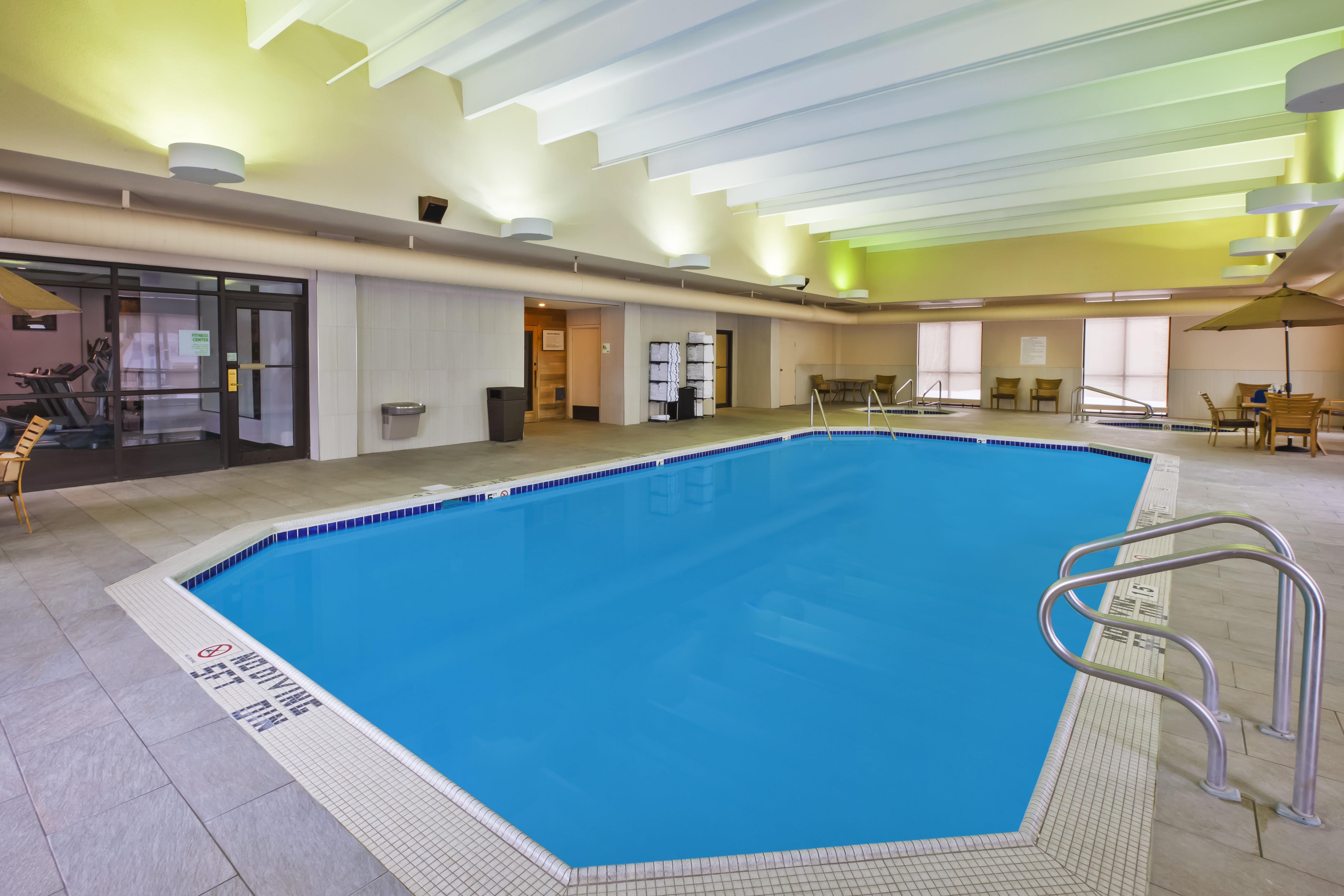 Hotel Doubletree By Hilton Rapid Downtown Convention Center
