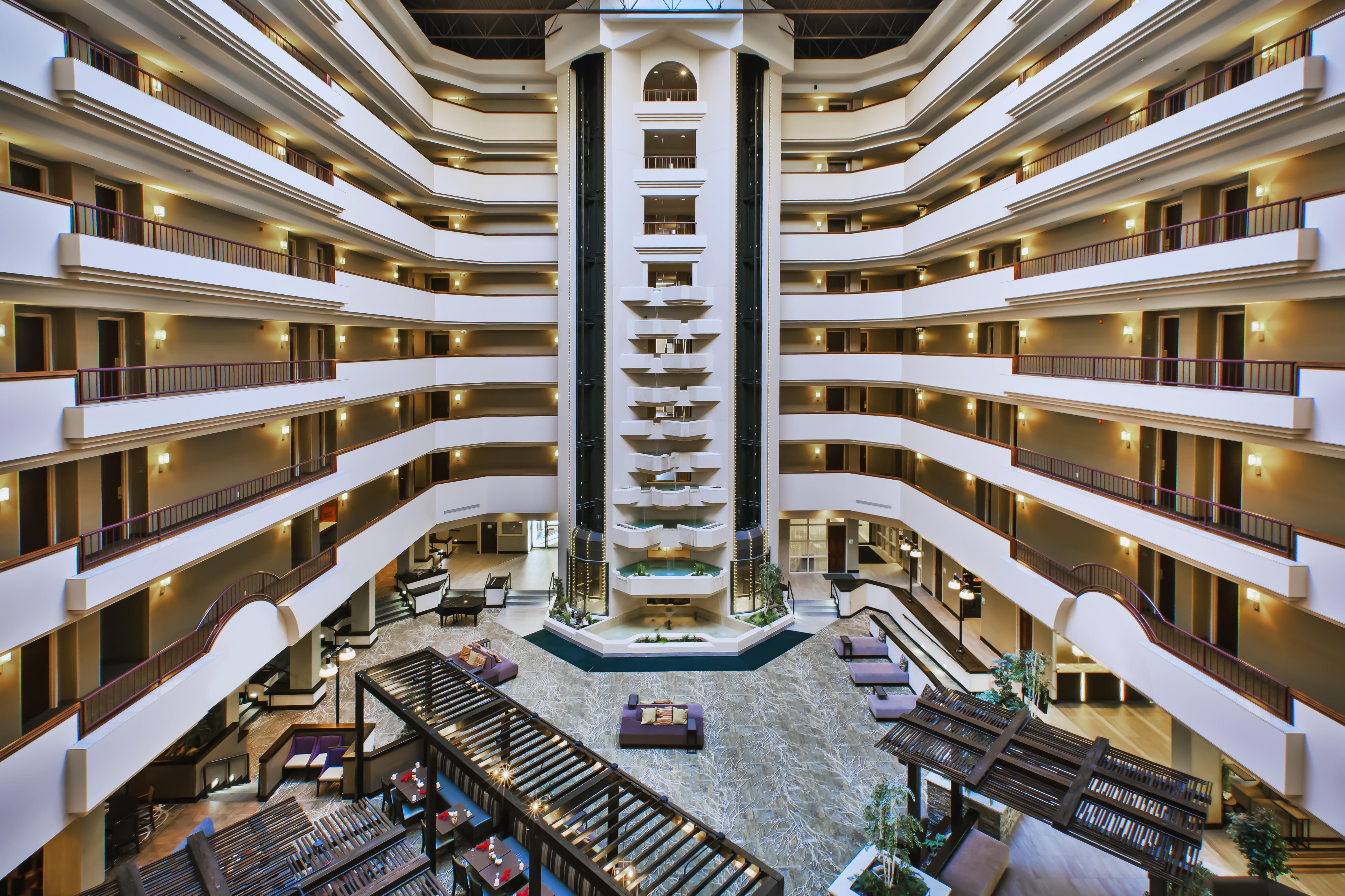 Doubletree By Hilton Rapid Downtown Convention Center Hotel