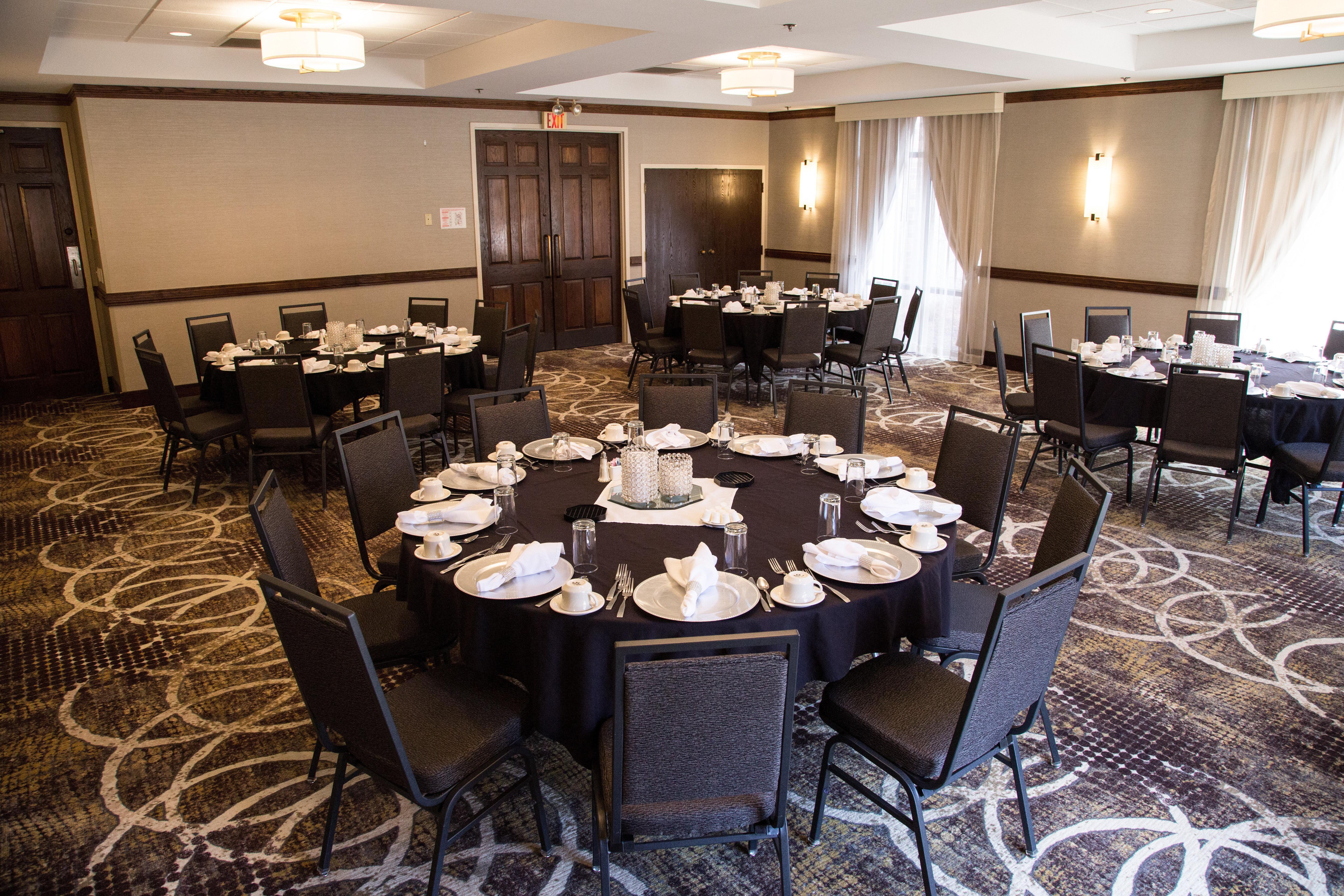 Doubletree By Hilton Rapid Downtown Convention Center Rapid City