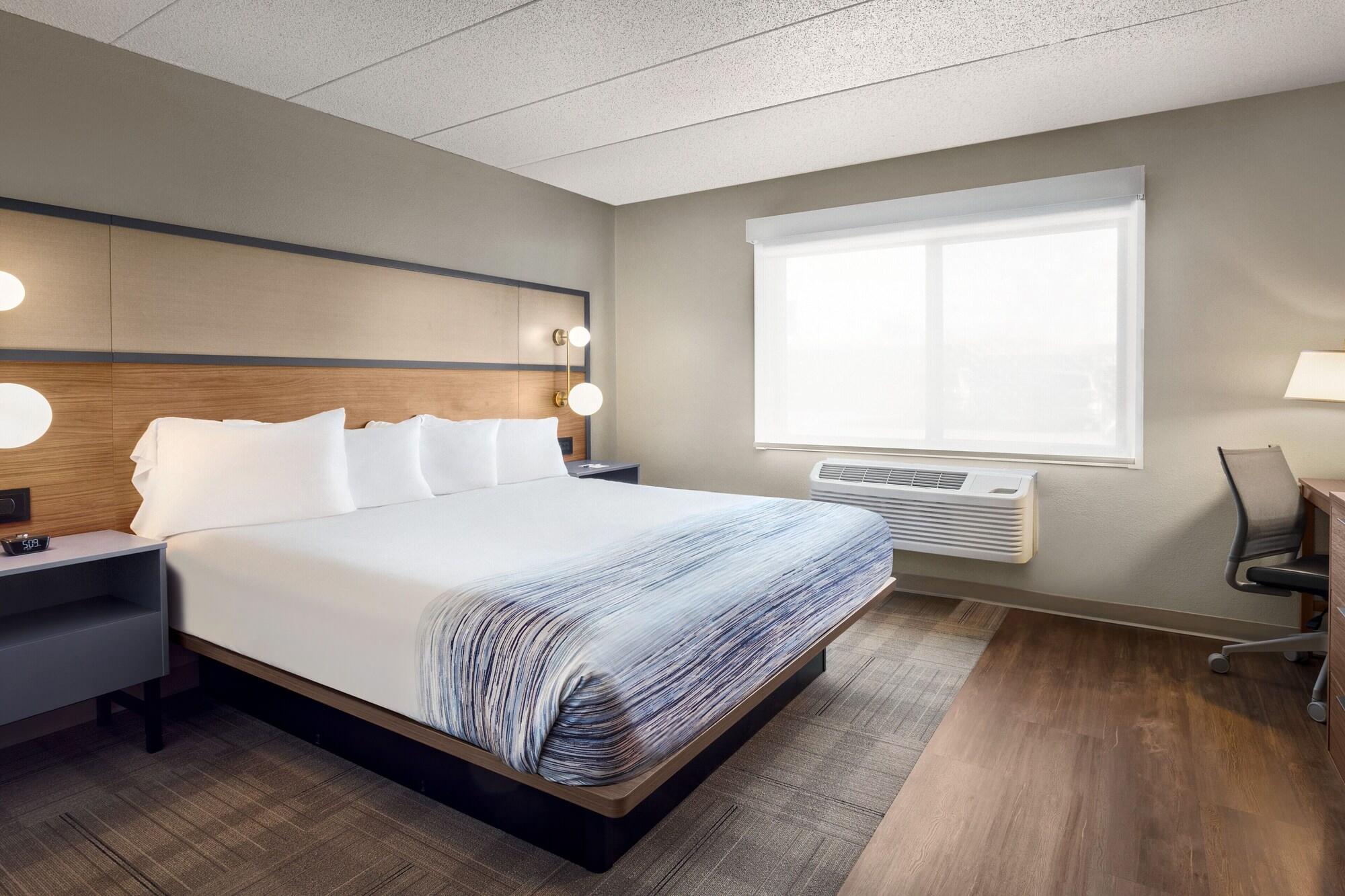 Americinn And Rapid Hotel