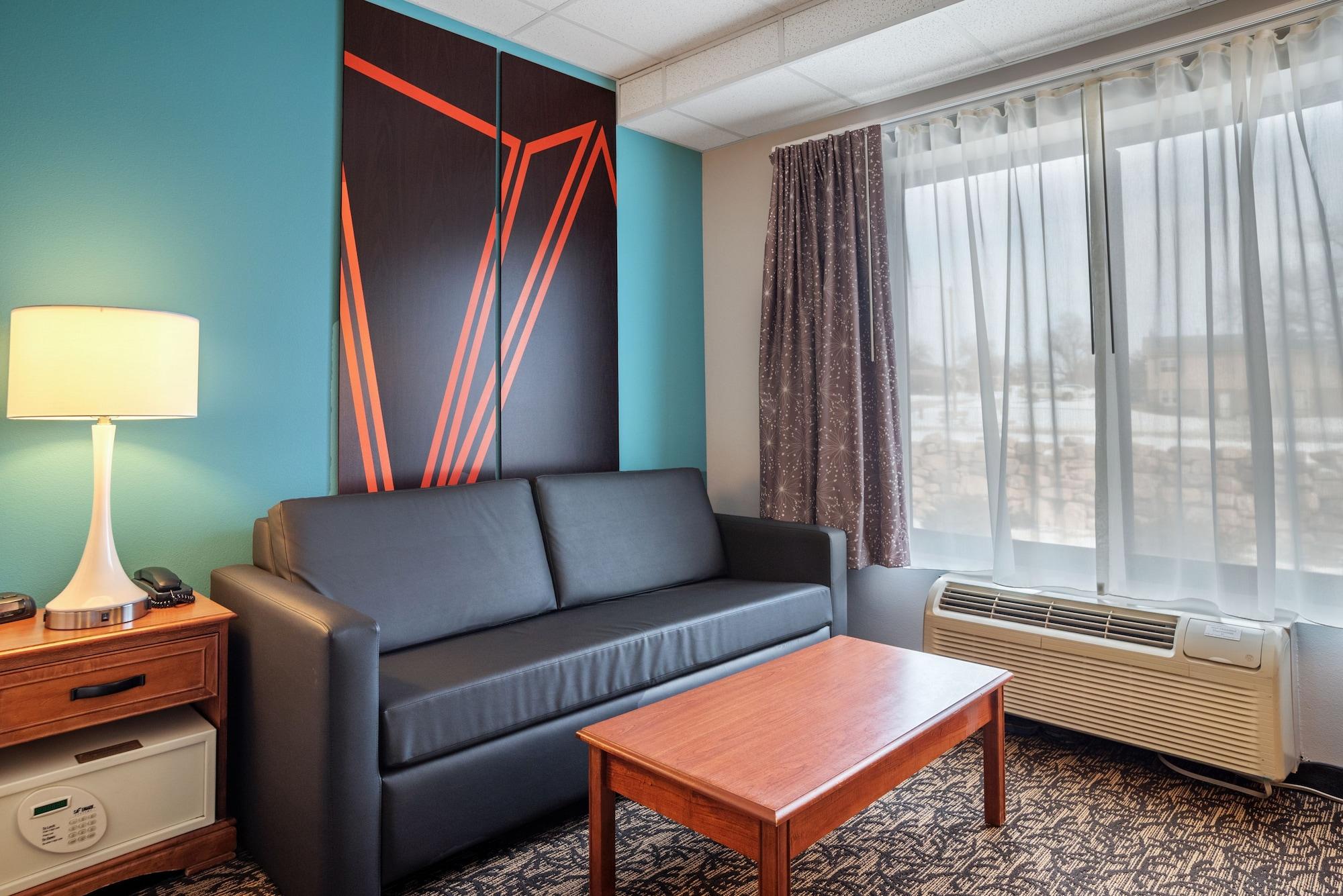 Hotel Elevation & Suites, Trademark Collection By Wyndham 3*