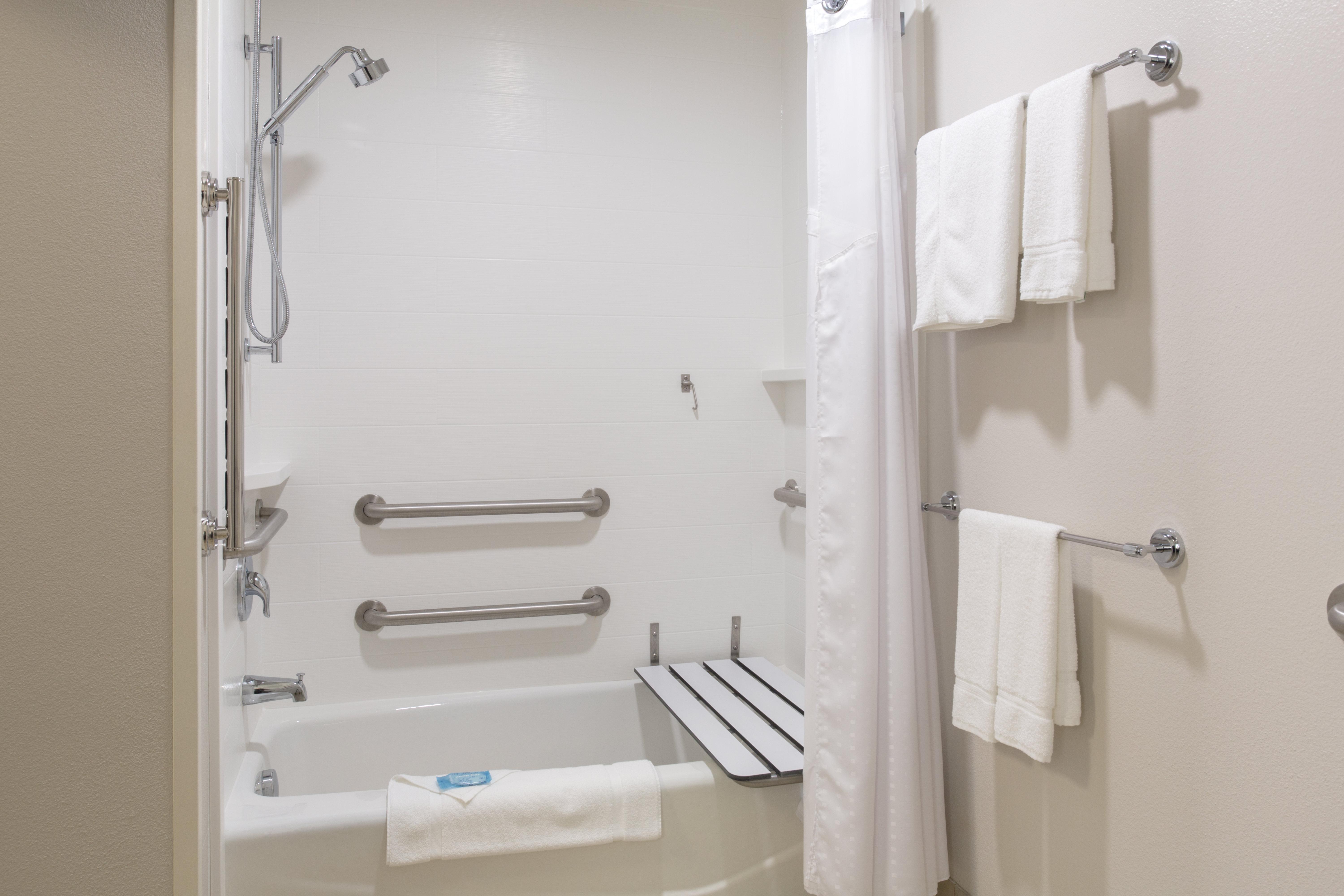 Hotel Holiday Inn Express & Suites - Rapid City - Rushmore South By Ihg 3*
