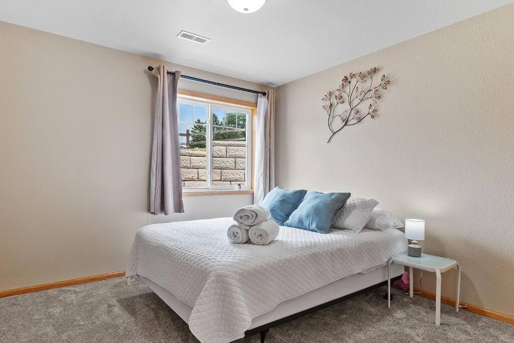 Holiday home Convenient Townhouse - Near Airport *