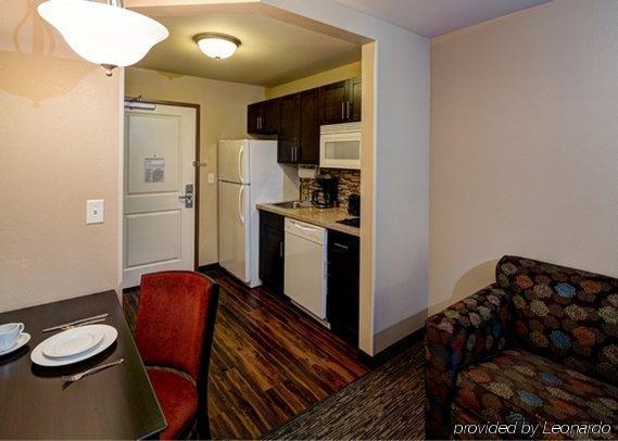 Mainstay Rapid Hotel 2*