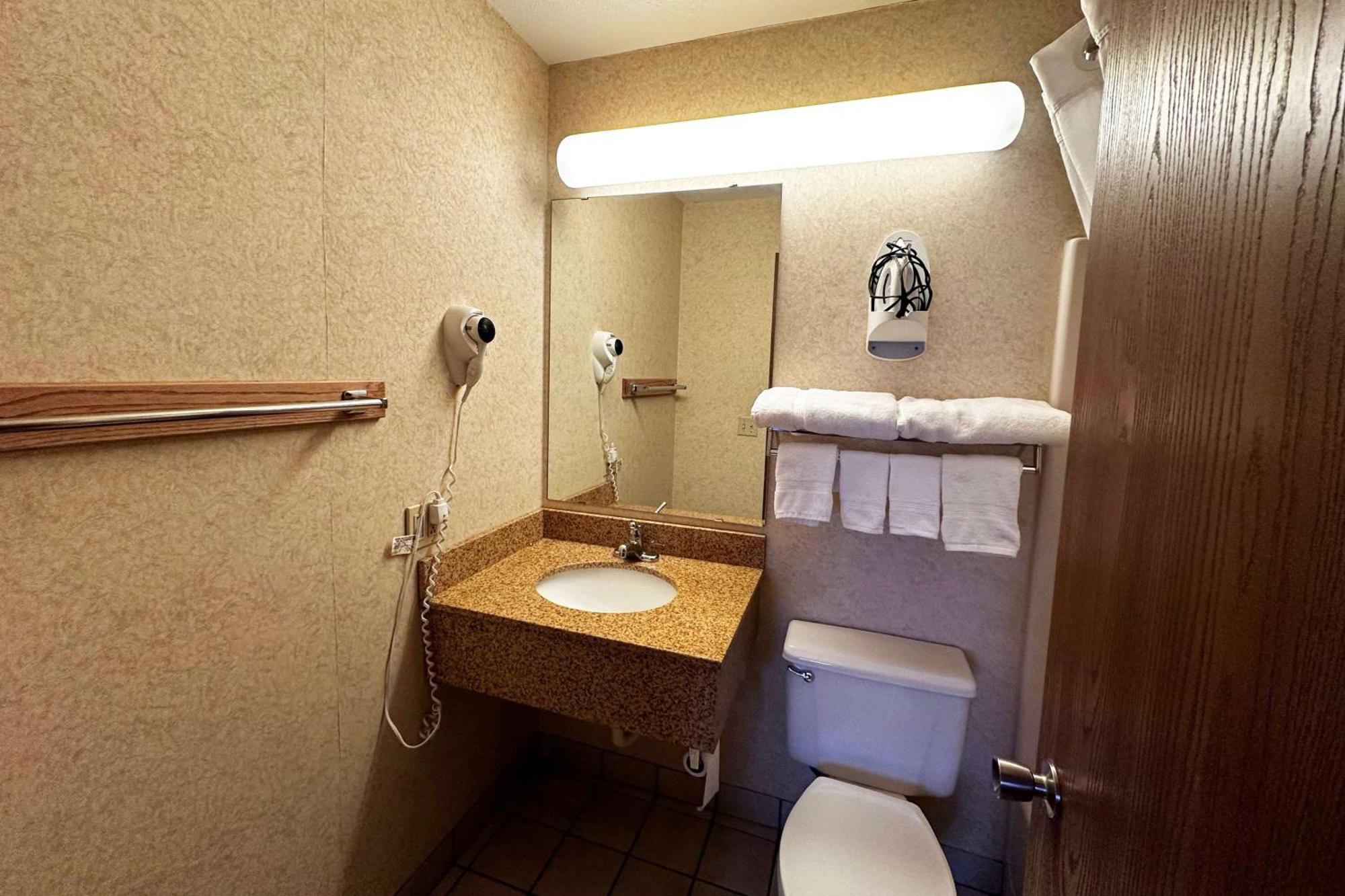 Hotel Comfort I-90