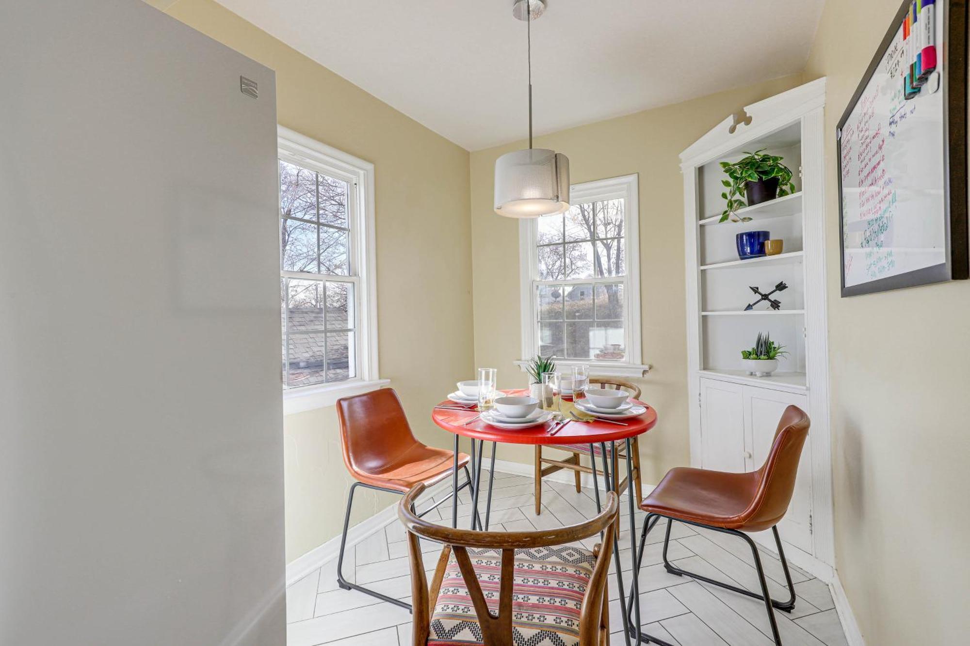 Holiday home Rapid With Sunroom And Fireplace!