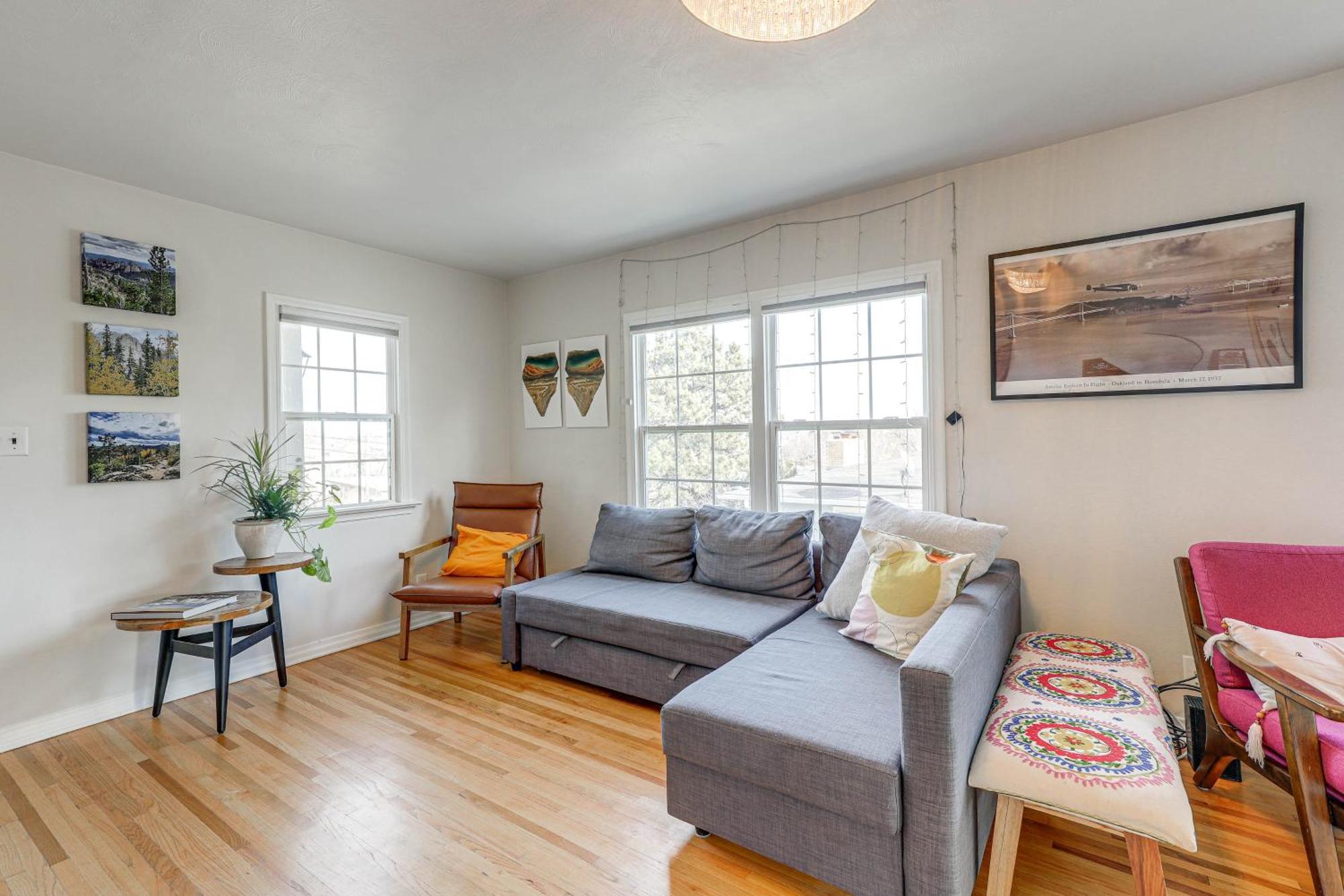 Rapid With Sunroom And Fireplace! *