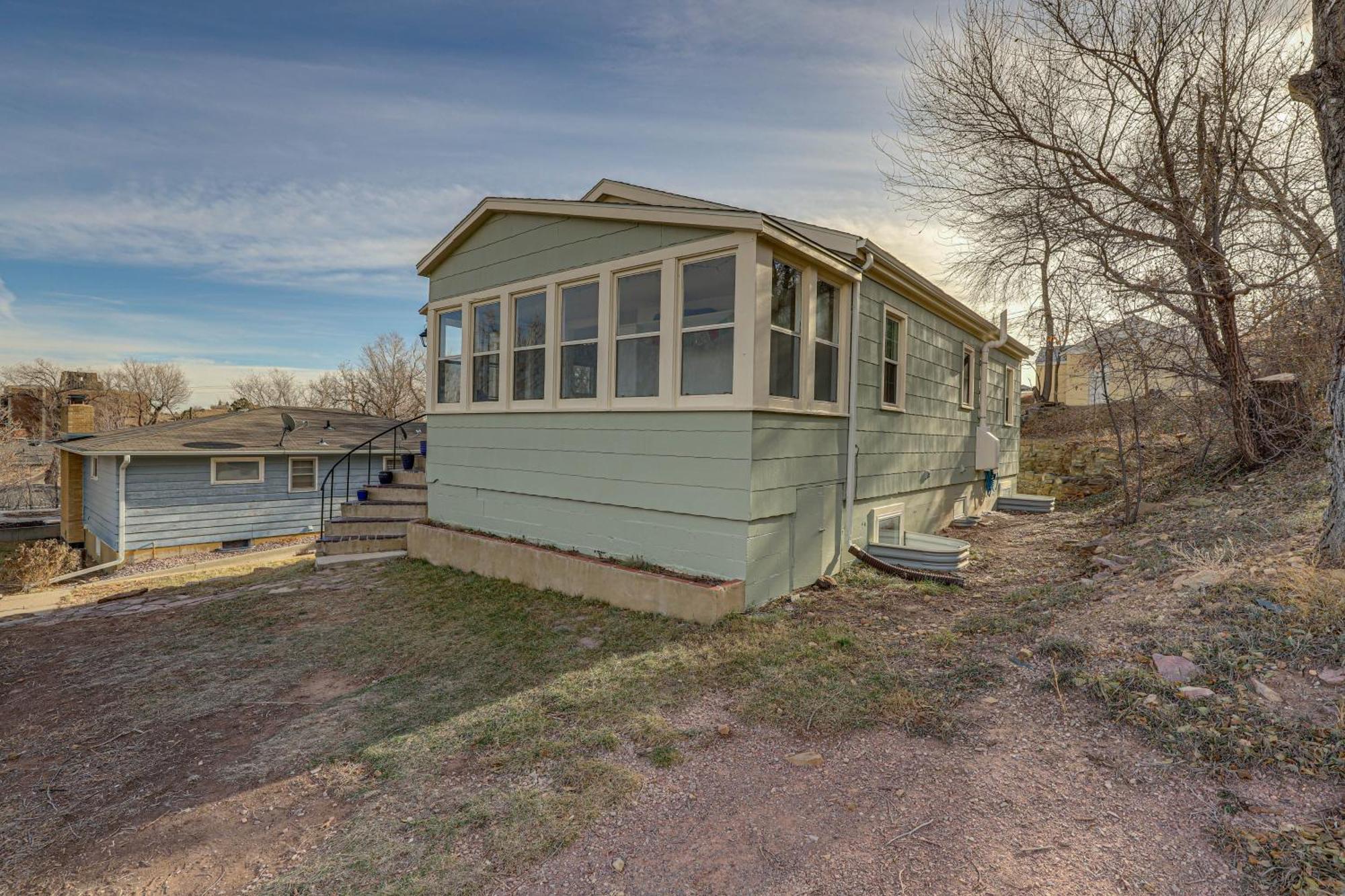 Holiday home Rapid With Sunroom And Fireplace!