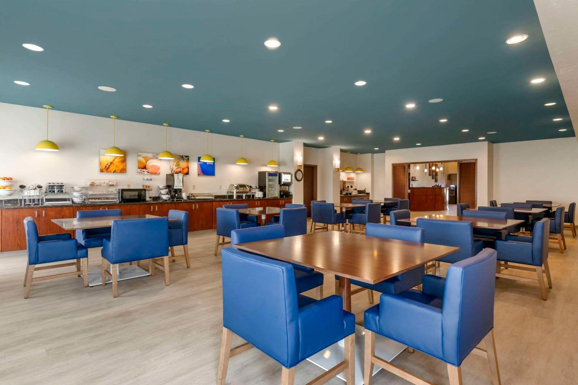 Comfort Conference Center Rapid 3*