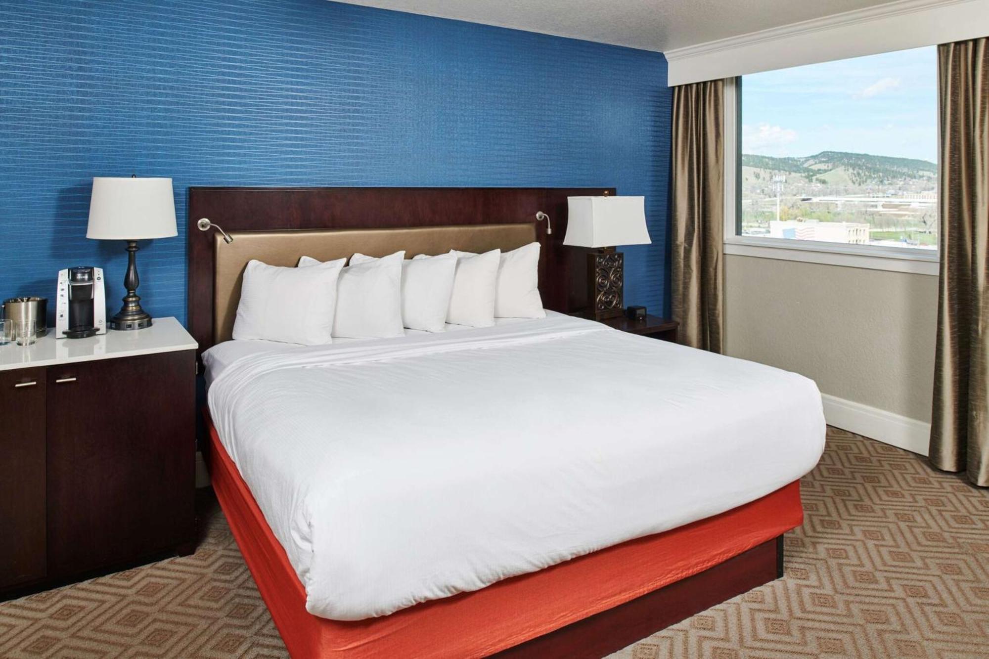 Hotel Alex Johnson Rapid City, Curio Collection By Hilton Rapid City