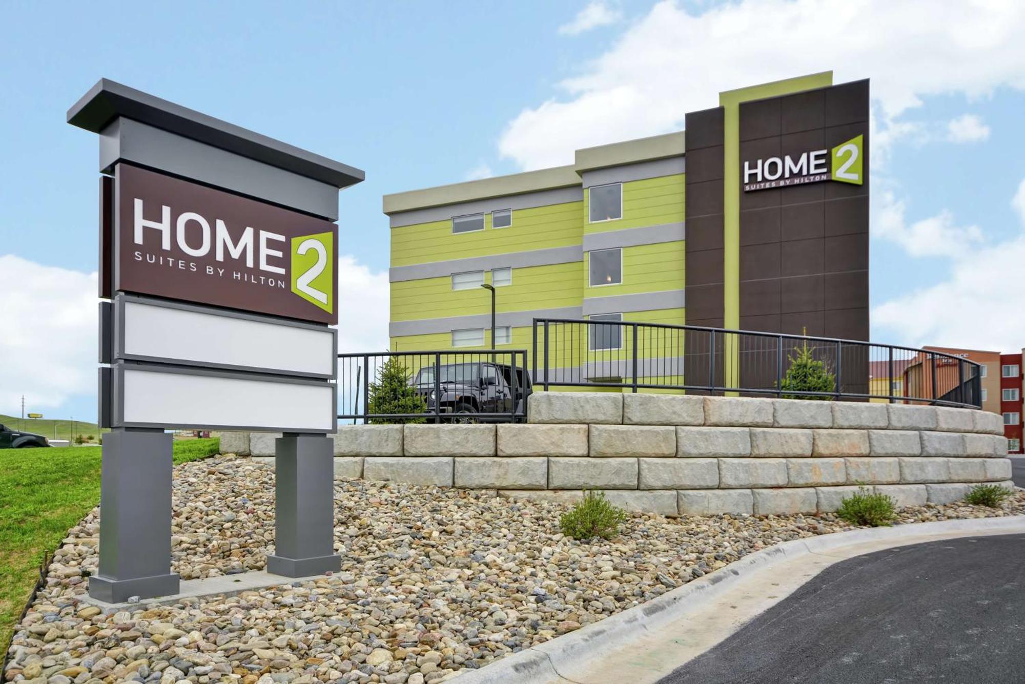 Hotel Home2 By Hilton Rapid