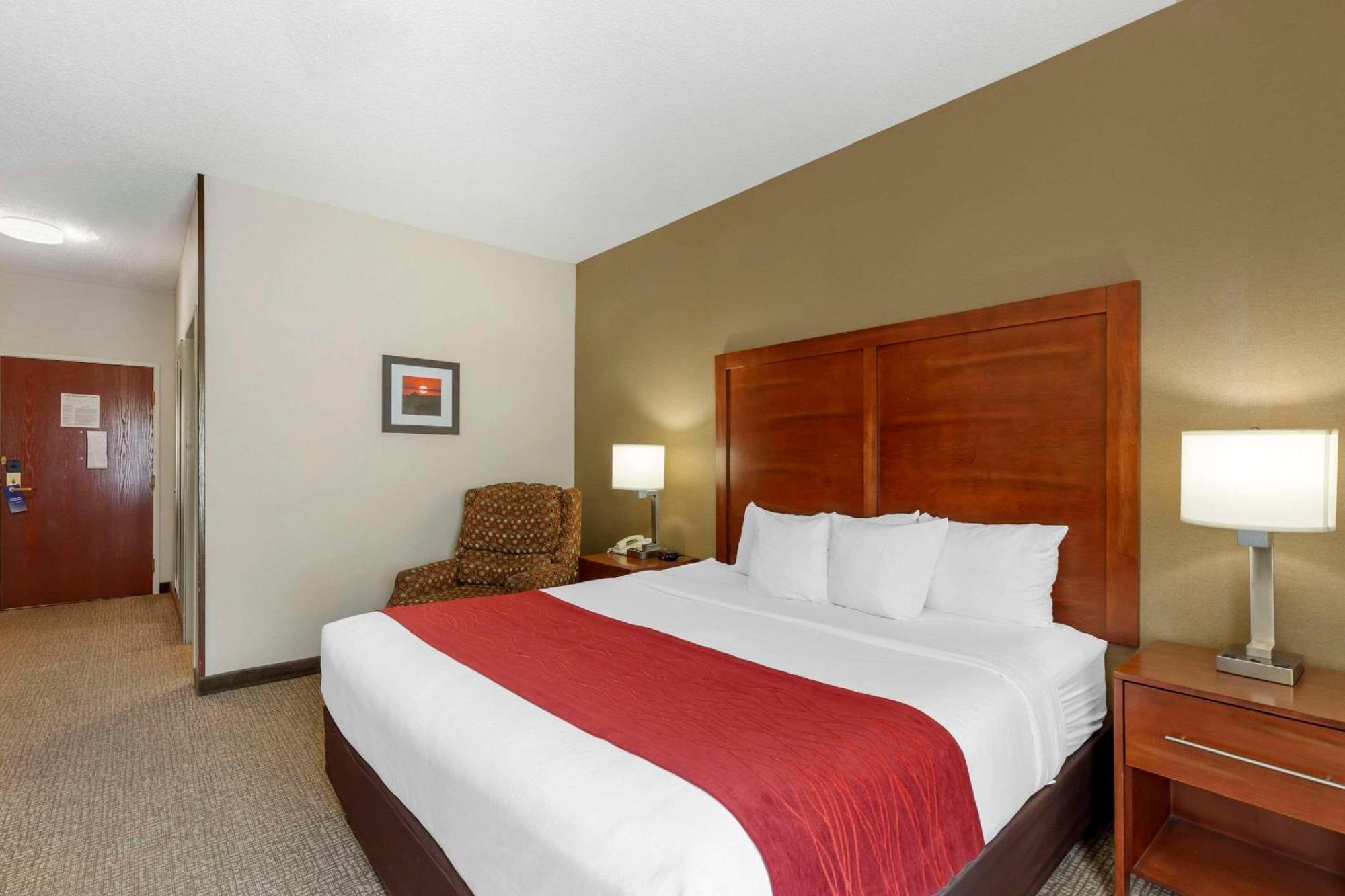 Comfort & Hotel Rapid City