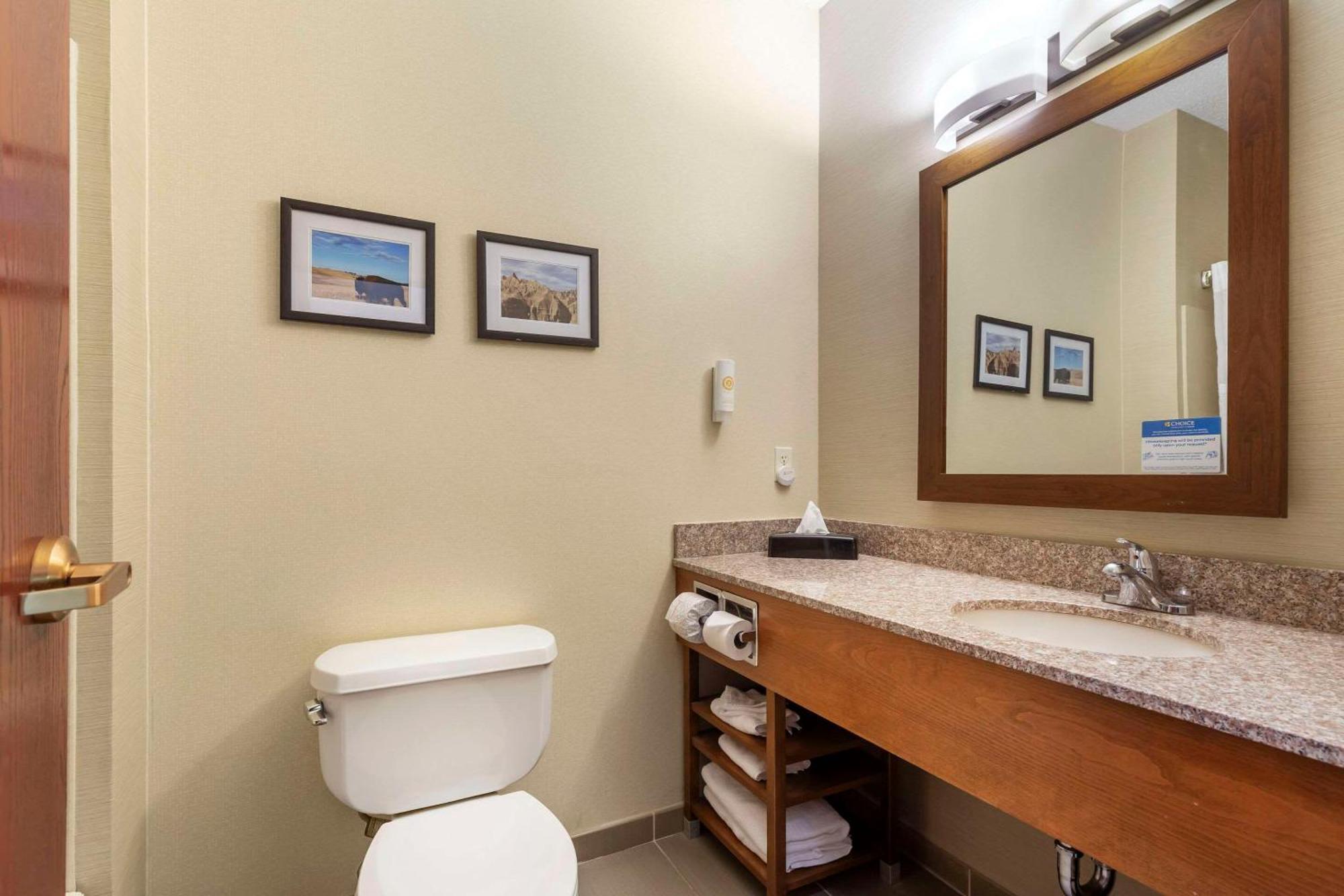 Hotel Comfort &