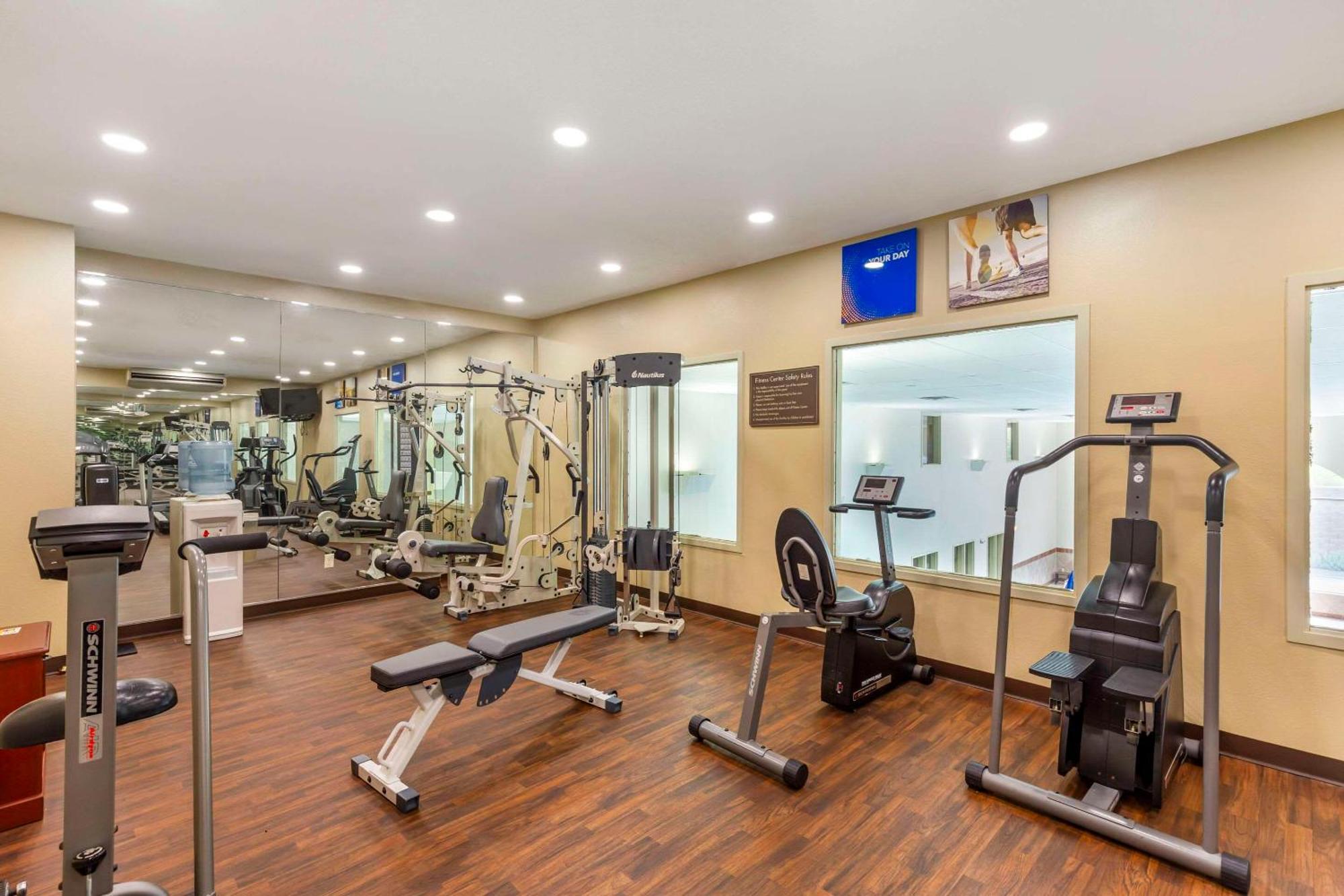Hotel Comfort & Rapid City