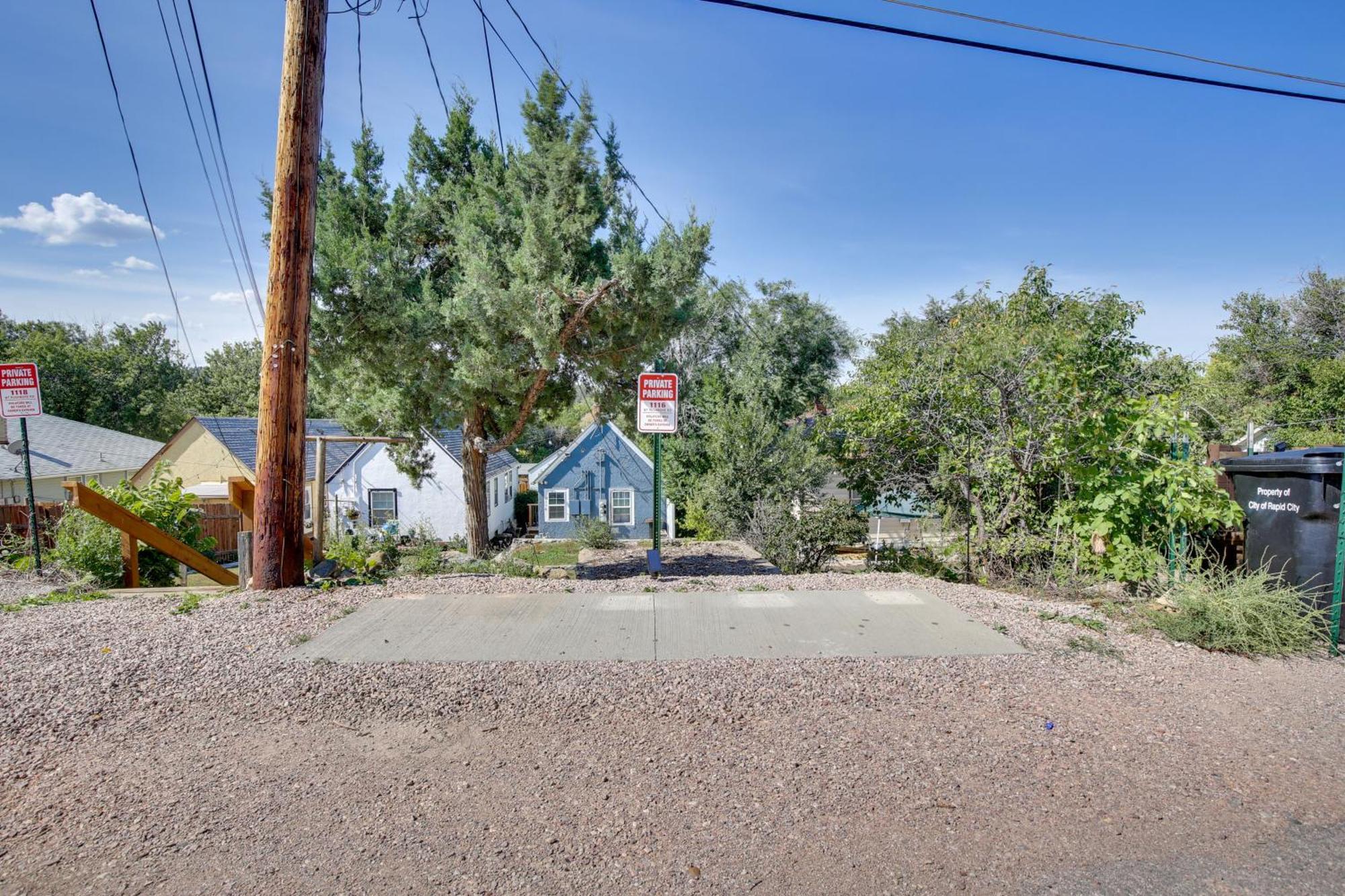 Apartment Centrally Located Near Downtown Rapid City!