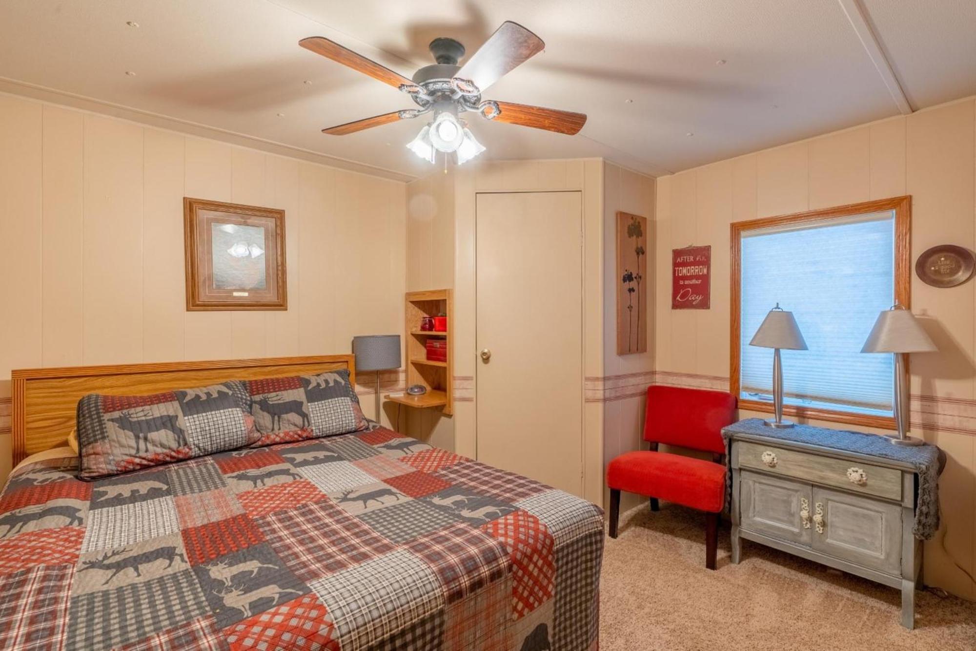 Prairie Creek W/hot Tub Holiday home