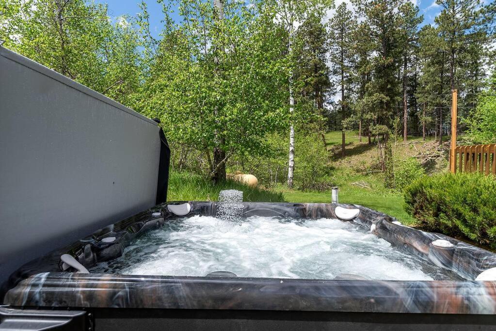 Peaceful Valley Hideaway * Rapid City