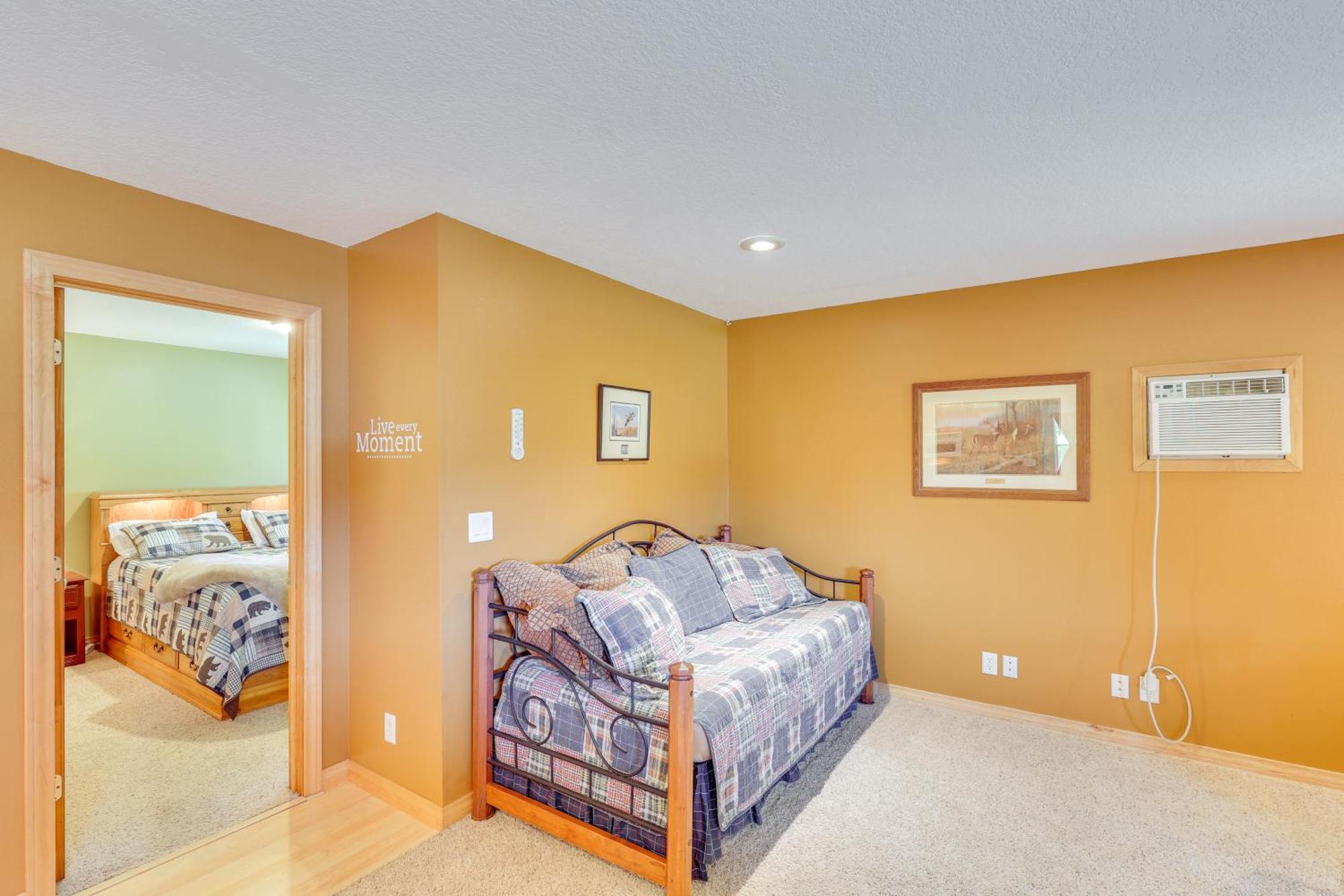 Rapid With Hiking And Atv Trail Access Holiday home