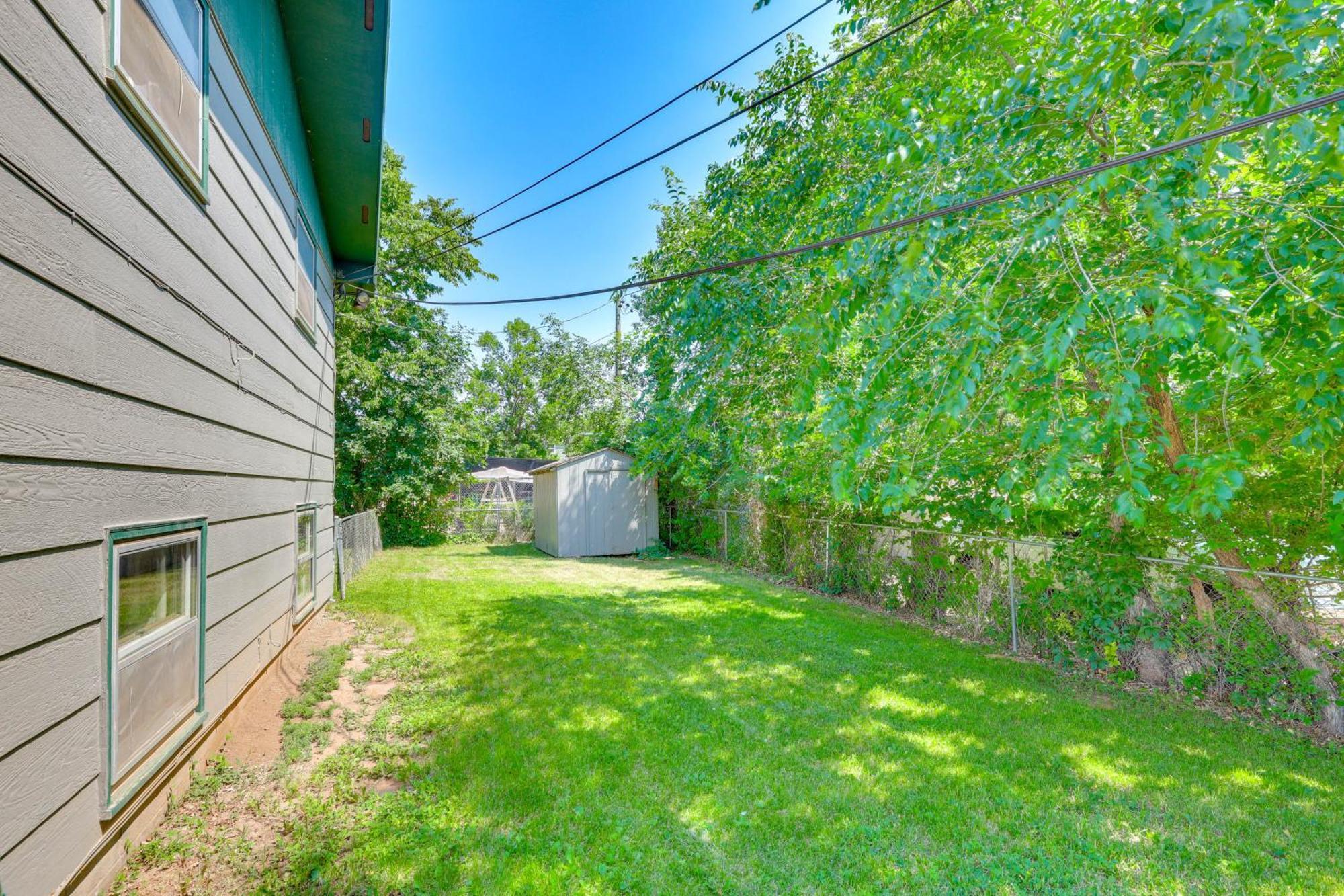 Apartment Quiet Rapid Getaway - Near Dinosaur Park! Rapid City