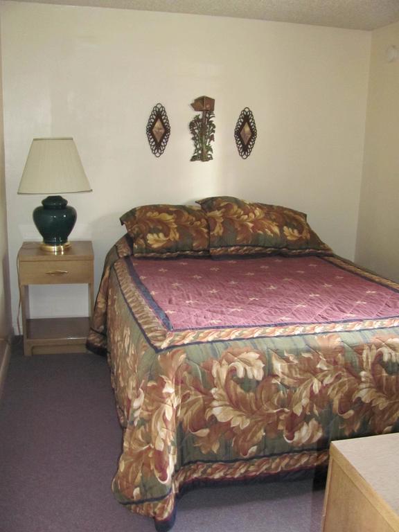 Garden Cottages - Motel Rapid City
