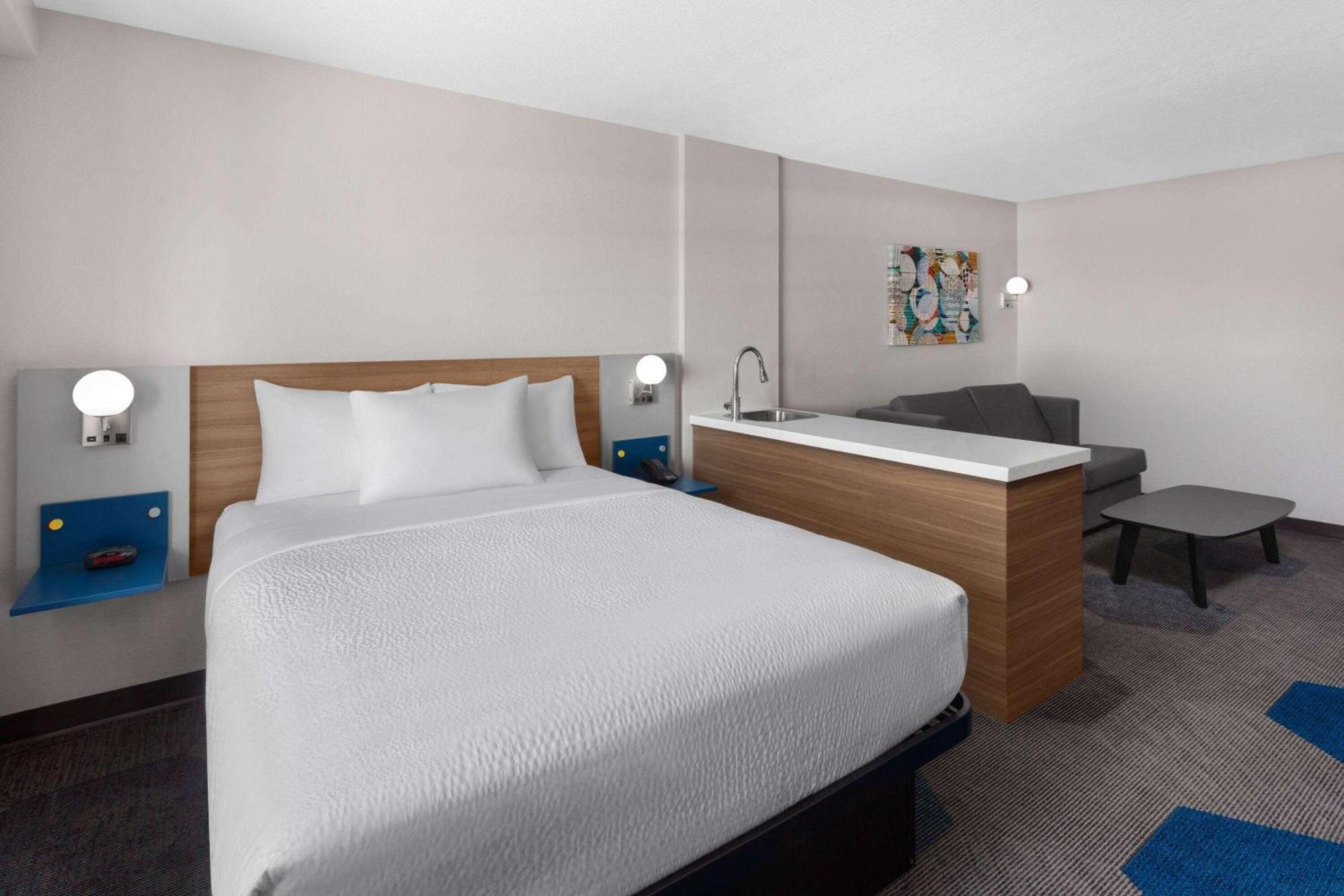 Microtel & By Wyndham Rapid 2*