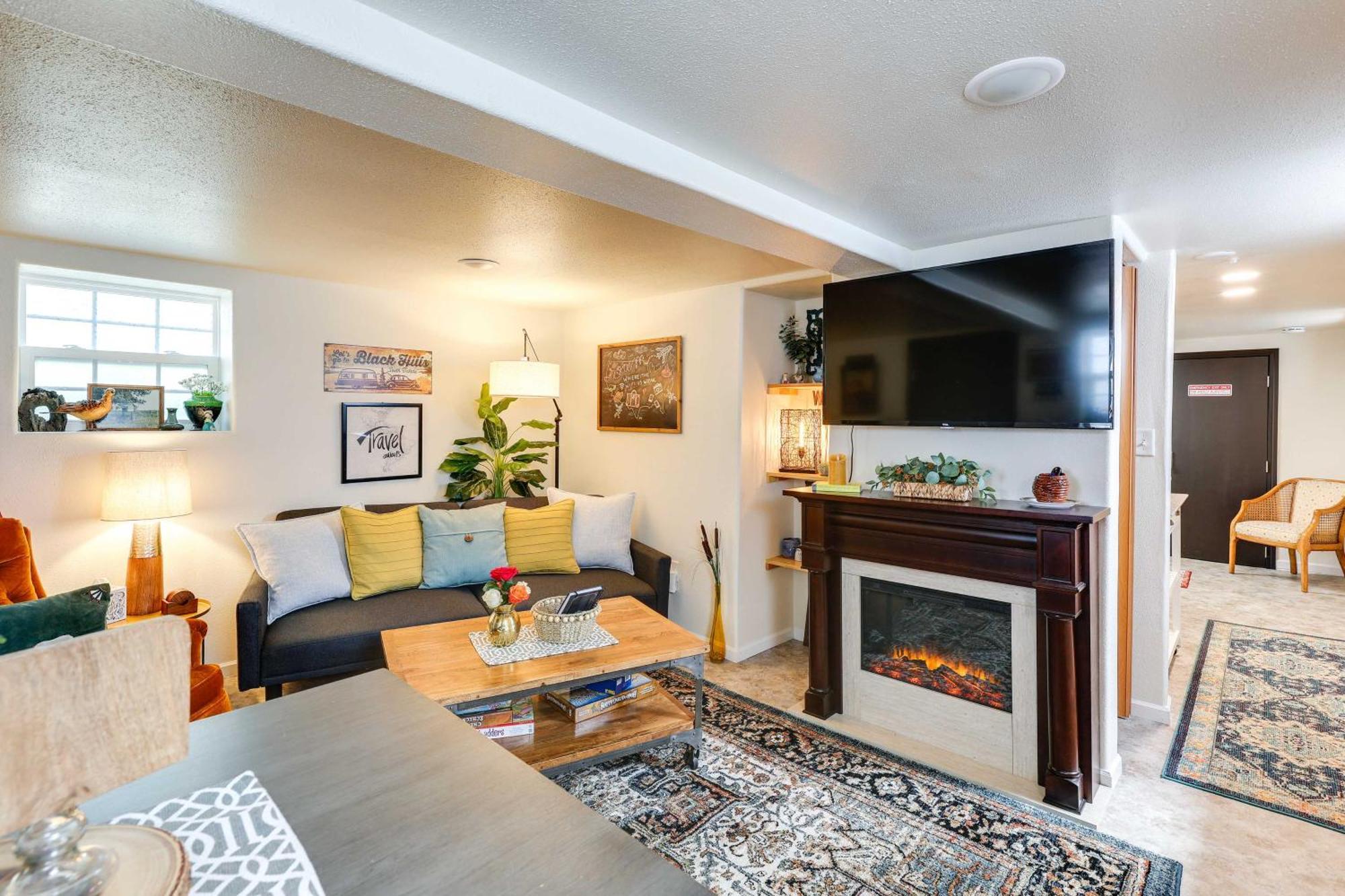 Centrally Located Near Downtown Rapid City! * Rapid City