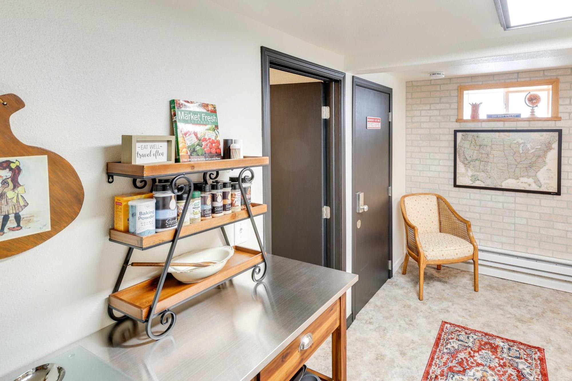 Apartment Centrally Located Near Downtown Rapid City! Rapid City