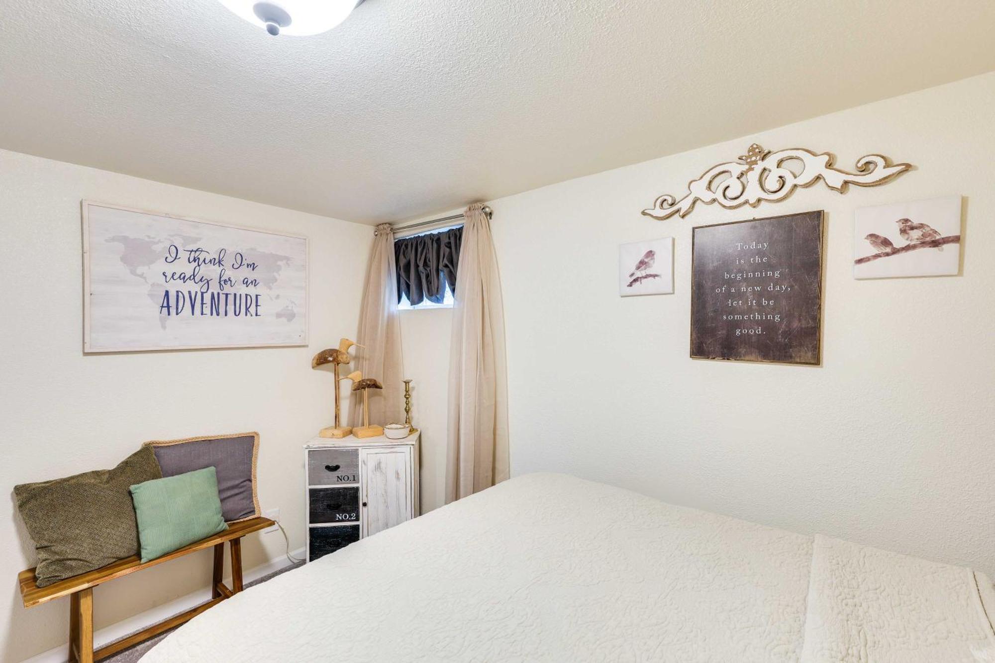 Centrally Located Near Downtown Rapid City! Apartment
