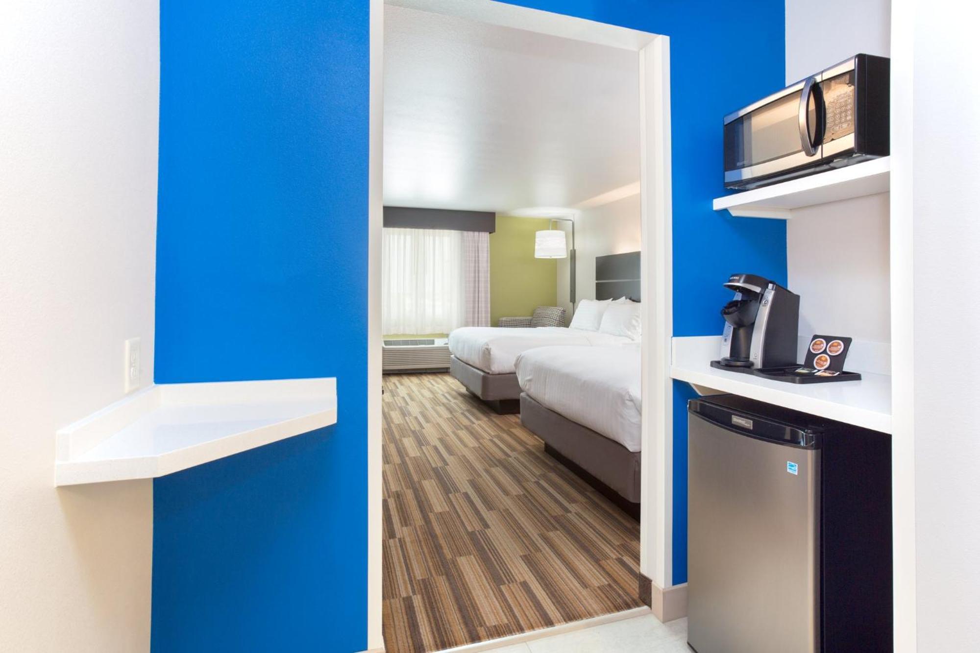 Holiday Inn Express & Suites - Rapid City - Rushmore South By Ihg 3* Rapid City