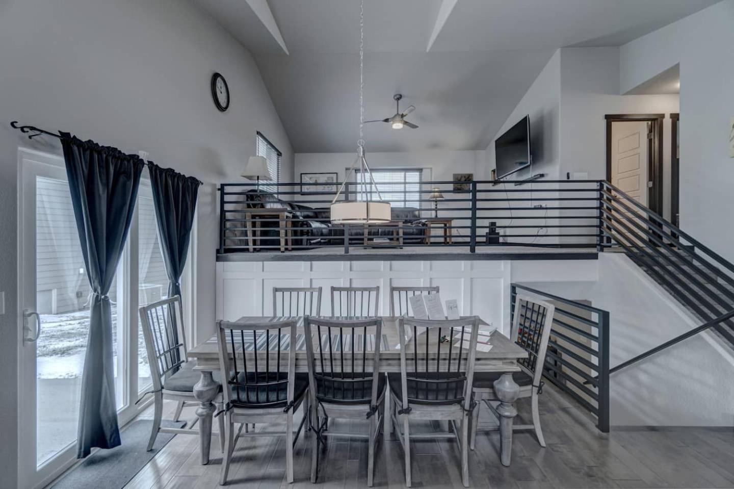 Holiday home Executive Golf Club Red Rocks Home, Locally Owned! *