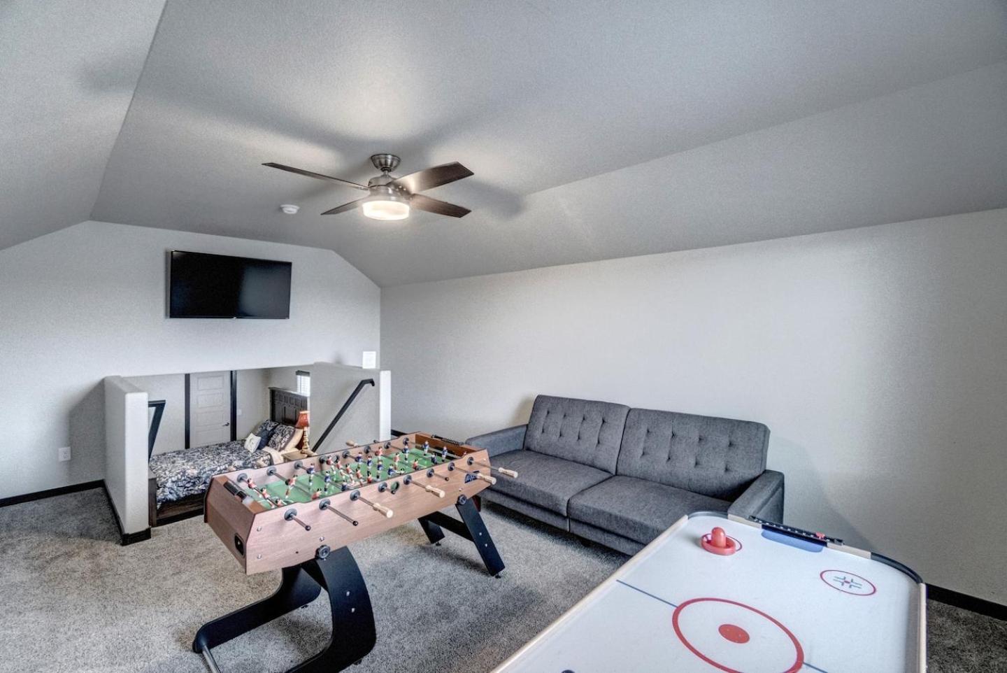 Holiday home Executive Golf Club Red Rocks Home, Locally Owned! Rapid City