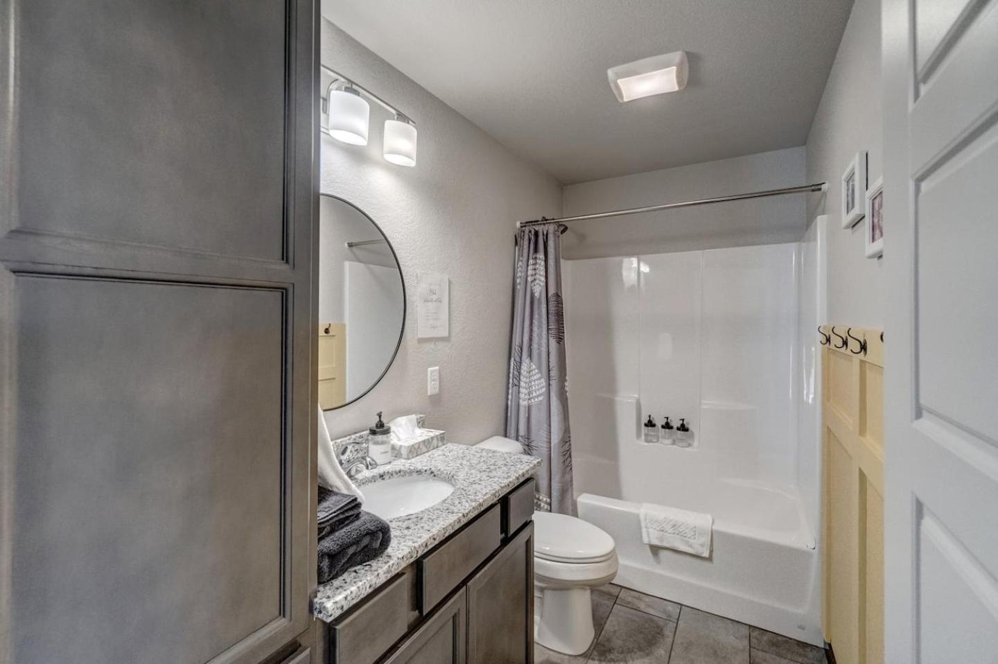 Holiday home Executive Golf Club Red Rocks Home, Locally Owned! *