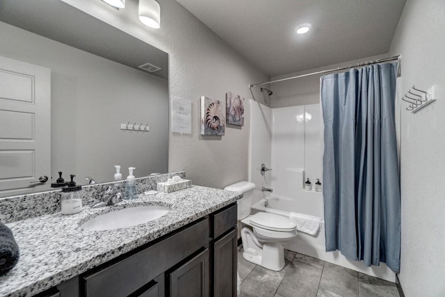 Executive Golf Club Red Rocks Home, Locally Owned! Holiday home Rapid City