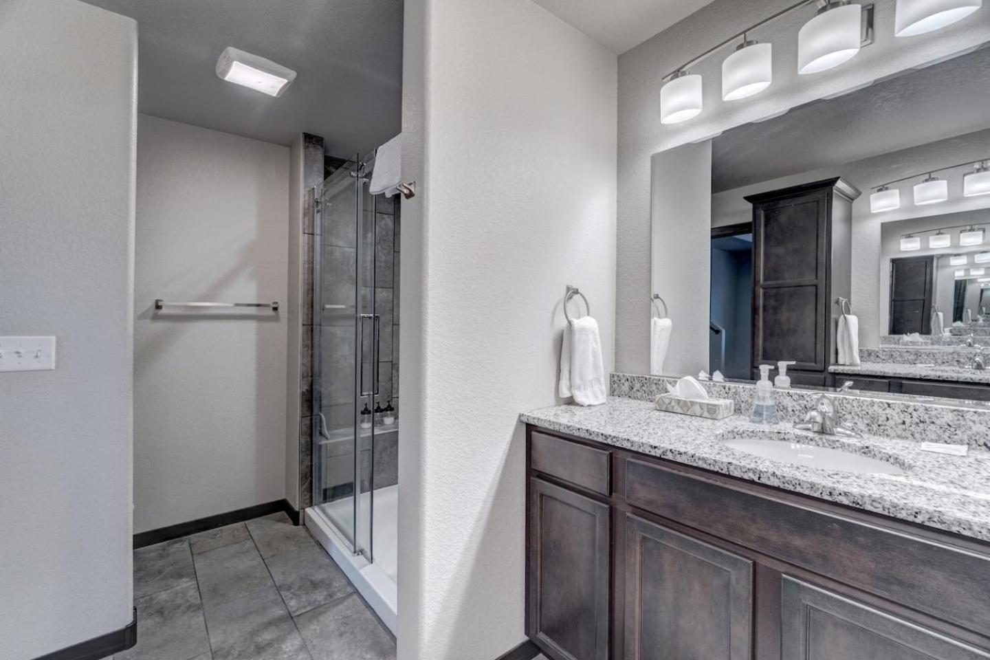 Holiday home Executive Golf Club Red Rocks Home, Locally Owned! *