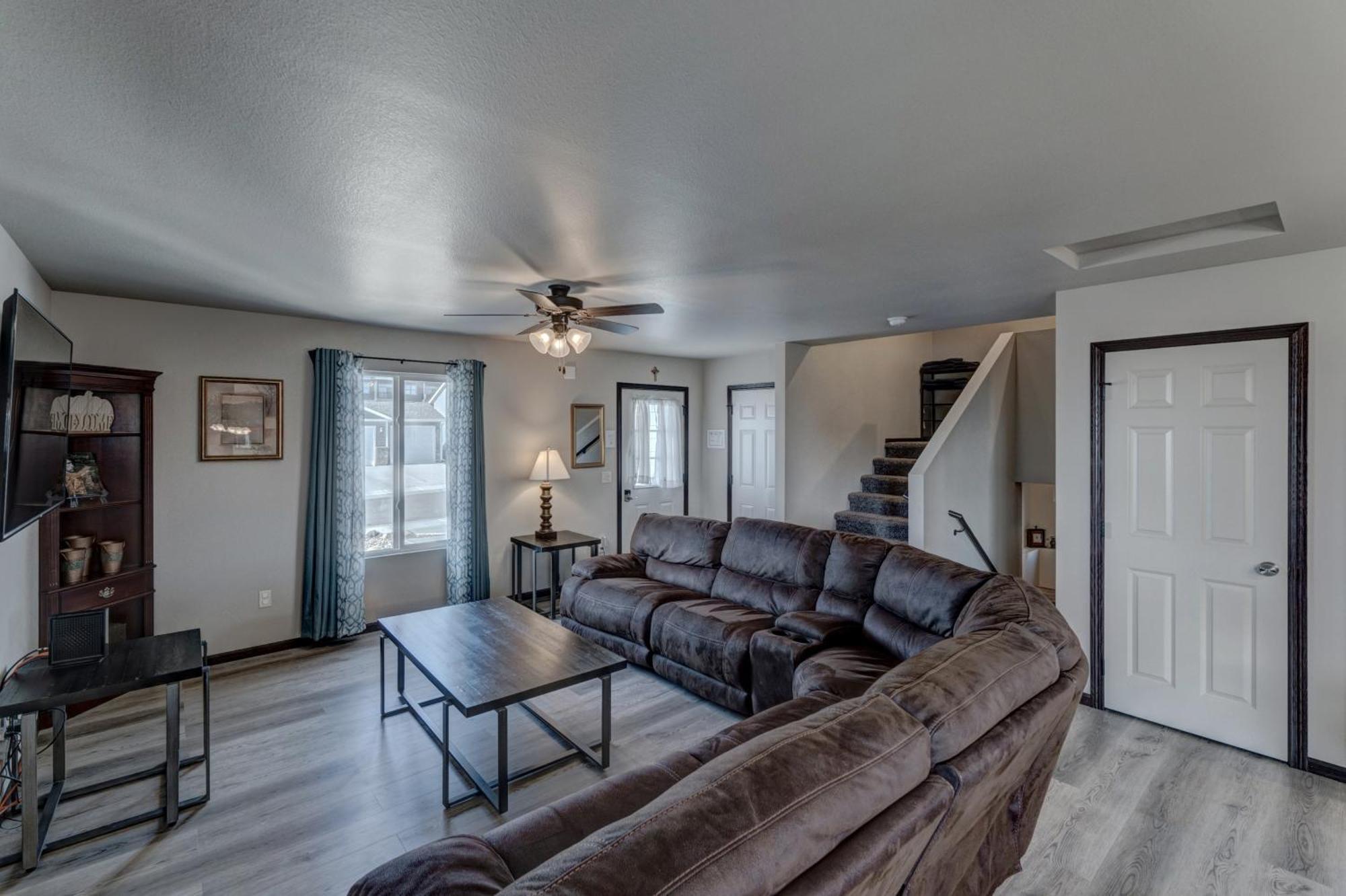 Holiday home Family Friendly, Locally Owned, On A Hill! Rapid City