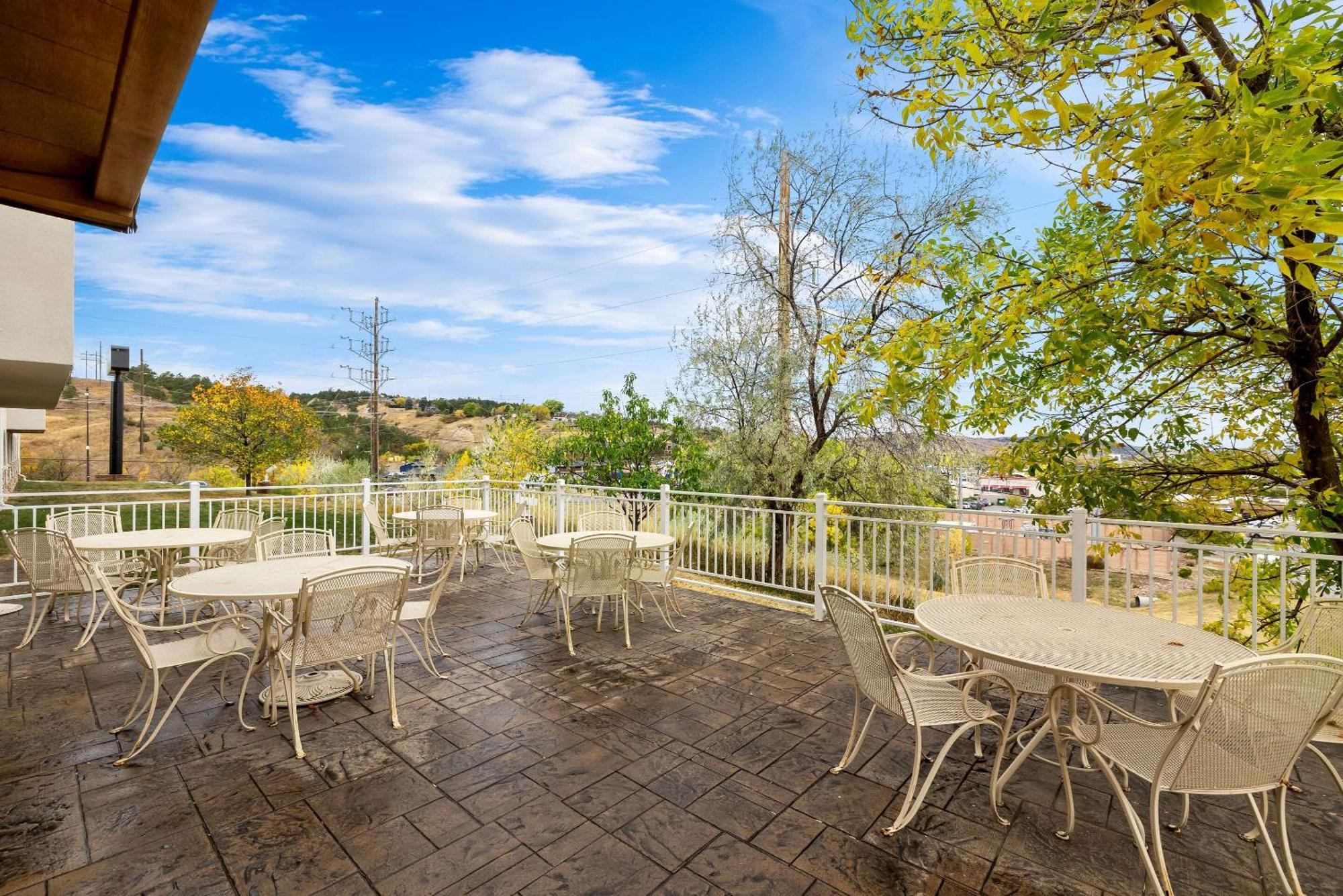Quality Near Monument Health Rapid Hospital Inn 2*