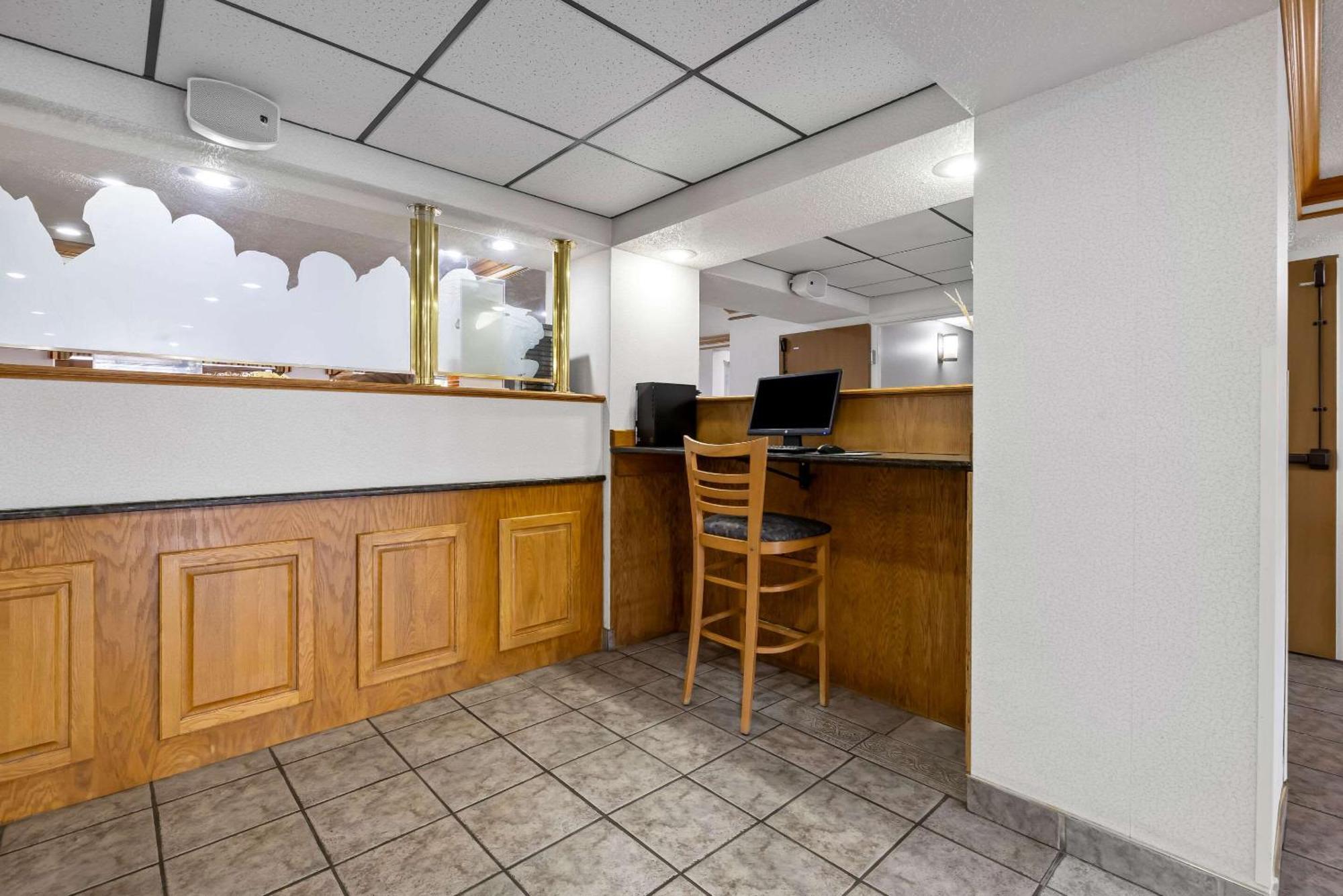 Inn Quality Near Monument Health Rapid Hospital Rapid City