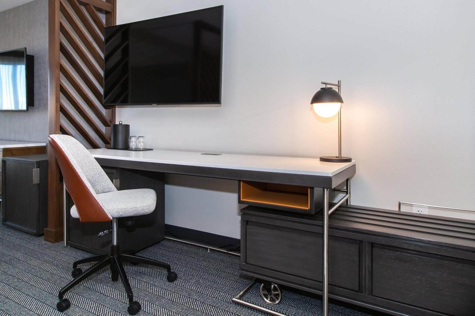 Courtyard By Marriott Rapid