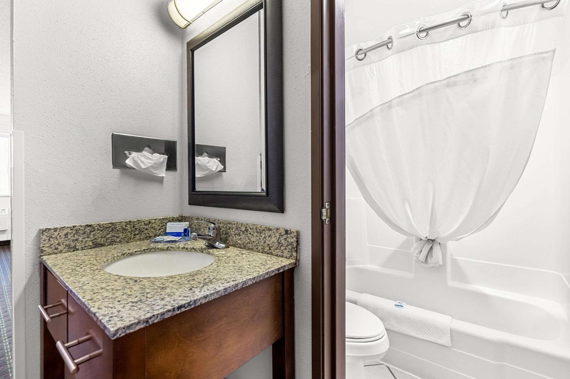 Rodeway Rapid Inn
