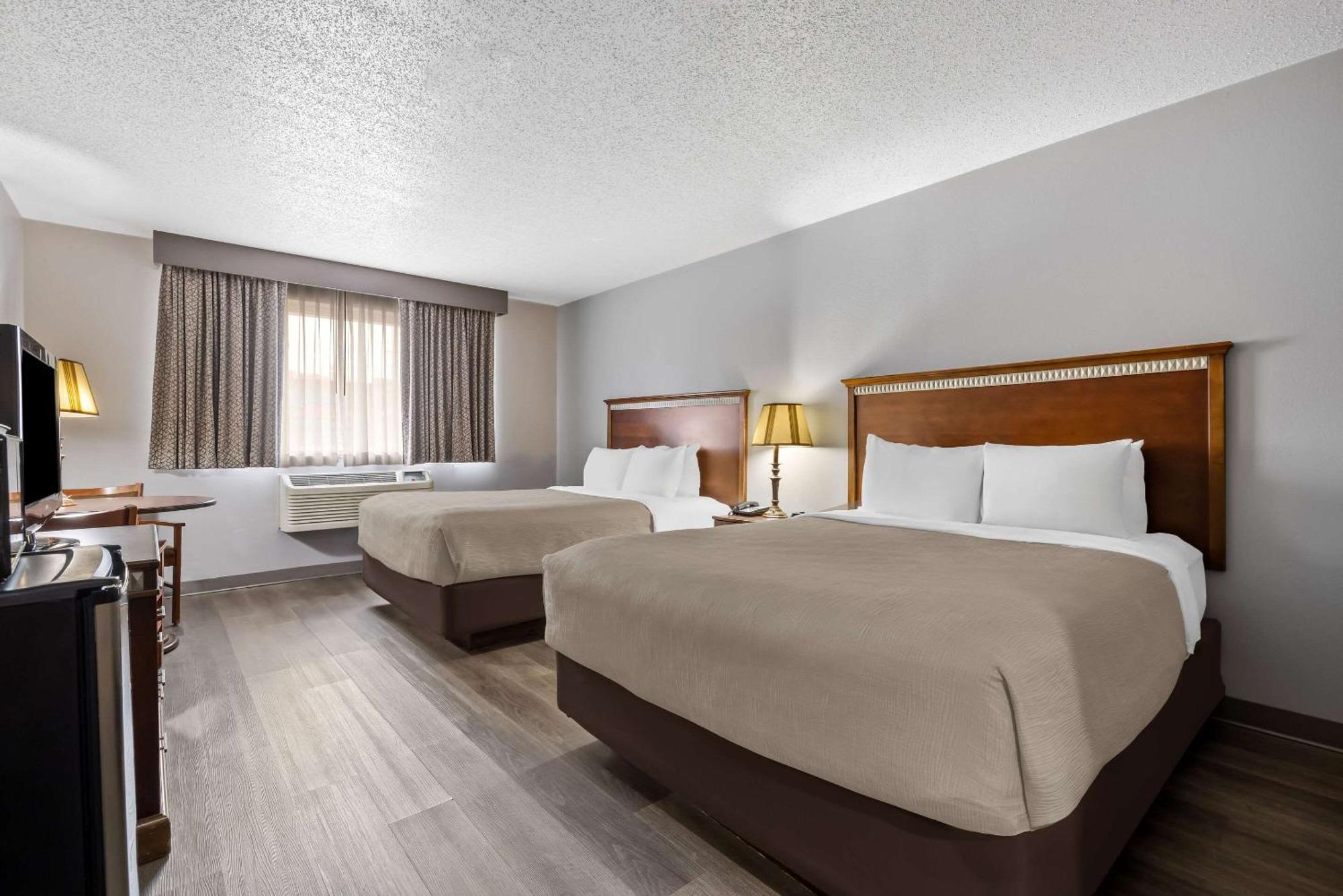 Inn Quality Near Monument Health Rapid Hospital 2*