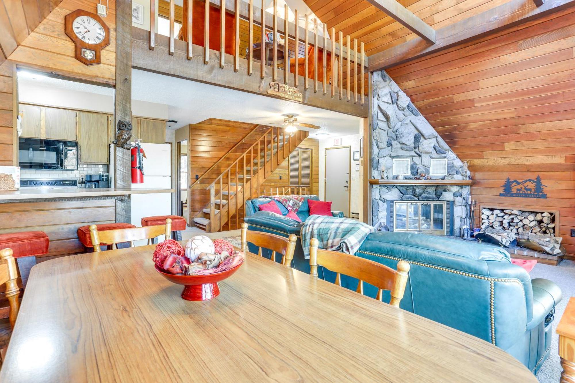 Holiday home Cozy Black Hills Nature Retreat With Private Deck!