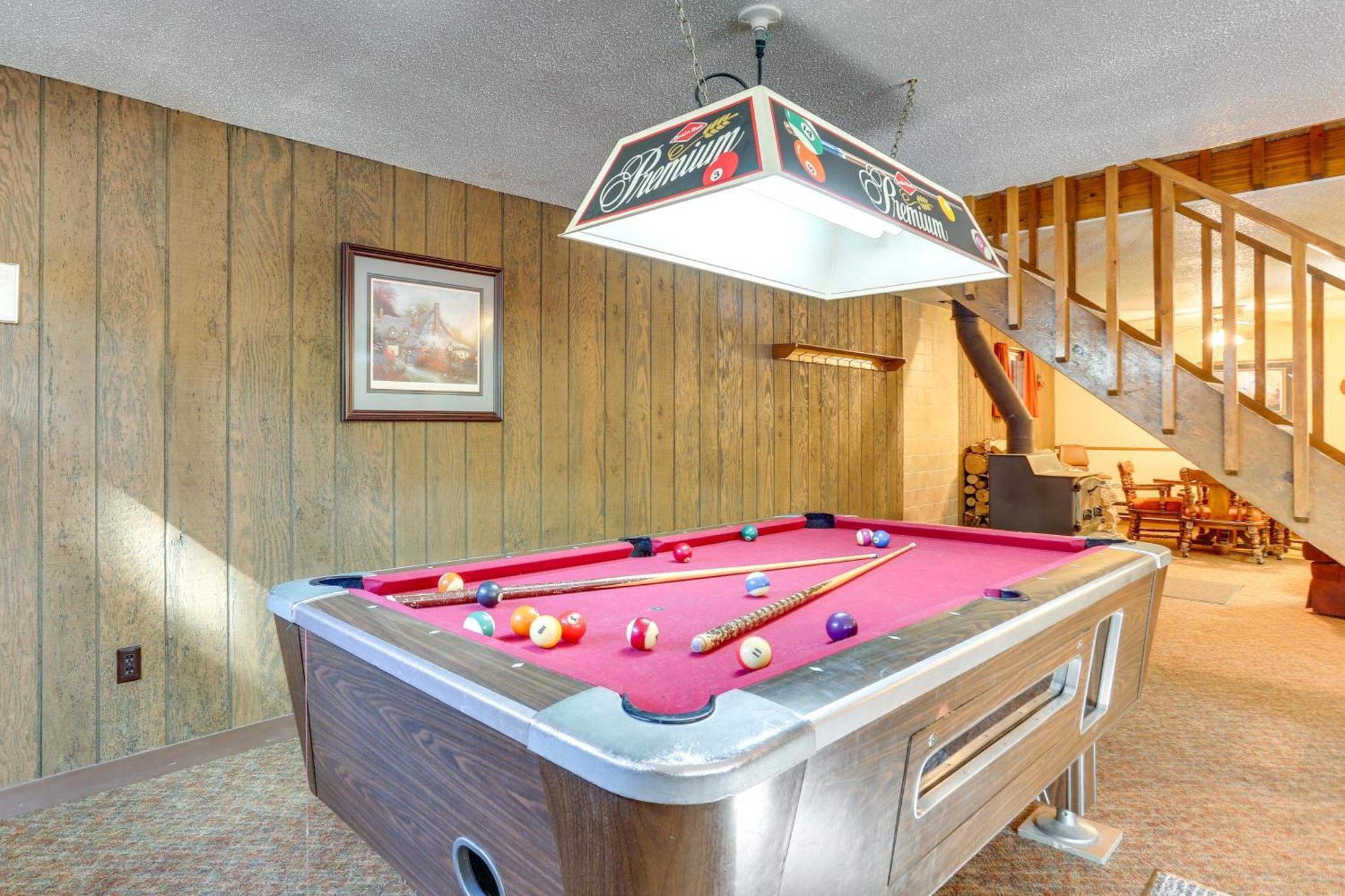 Cozy Black Hills Nature Retreat With Private Deck!