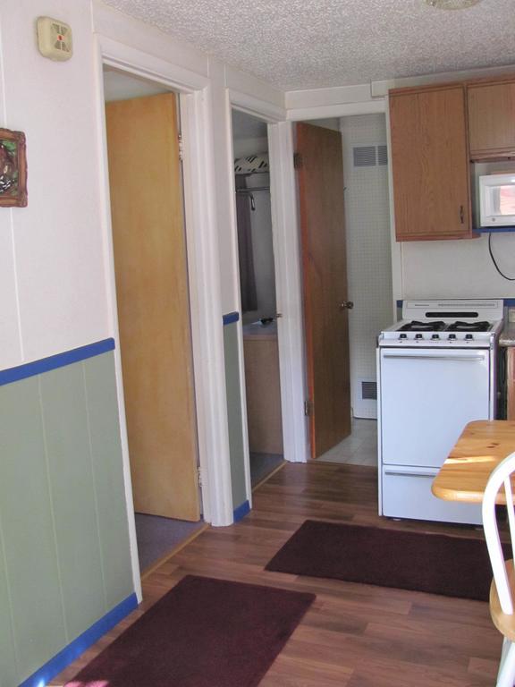 Garden Cottages - Motel