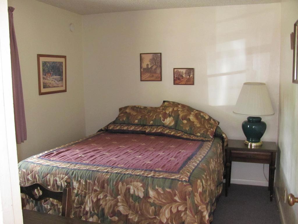 Garden Cottages - 2*