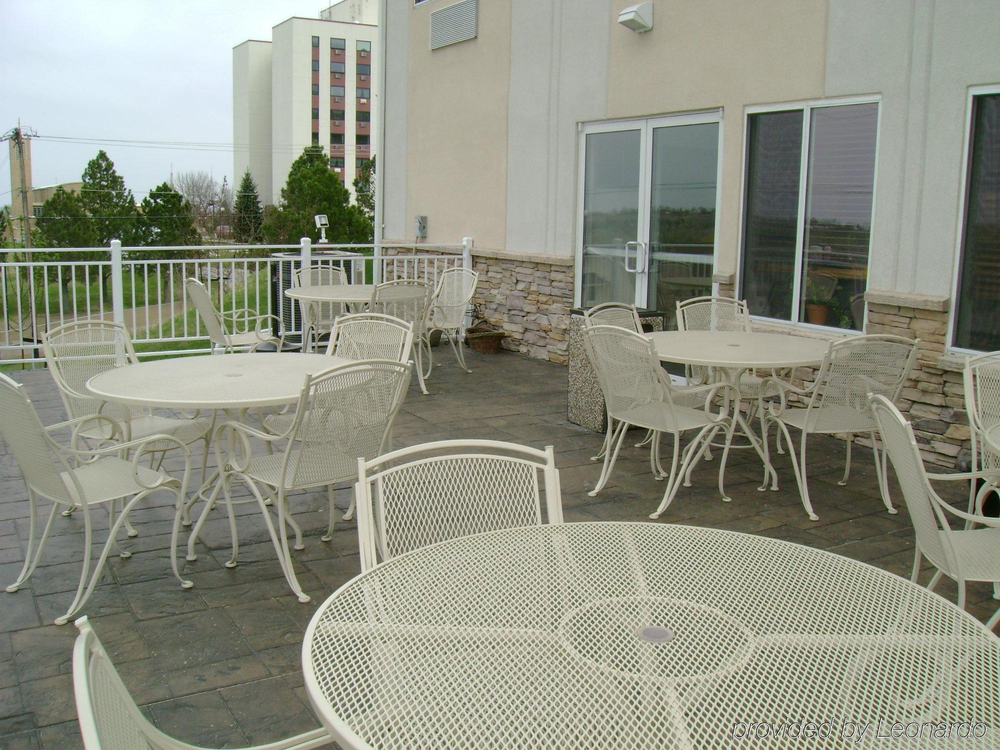 Inn Quality Near Monument Health Rapid Hospital 2*