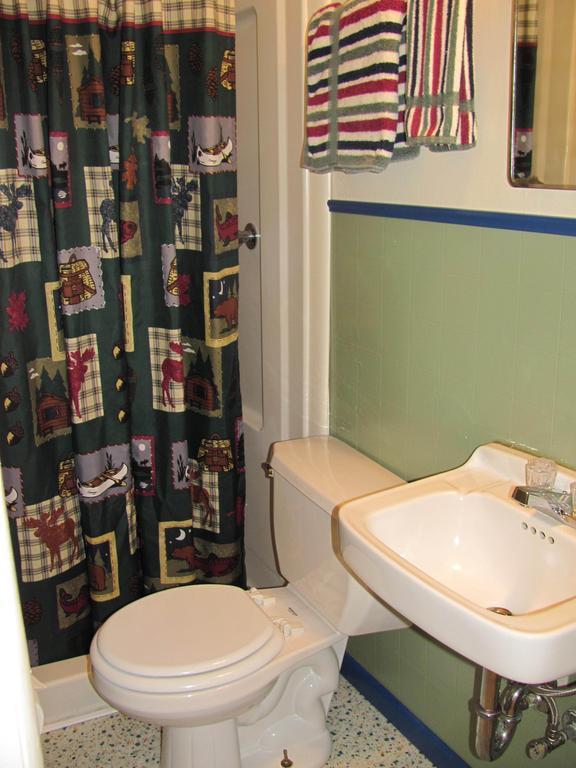 Motel Garden Cottages -