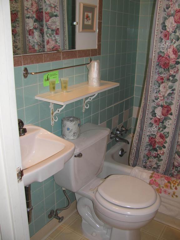 Motel Garden Cottages - 2*